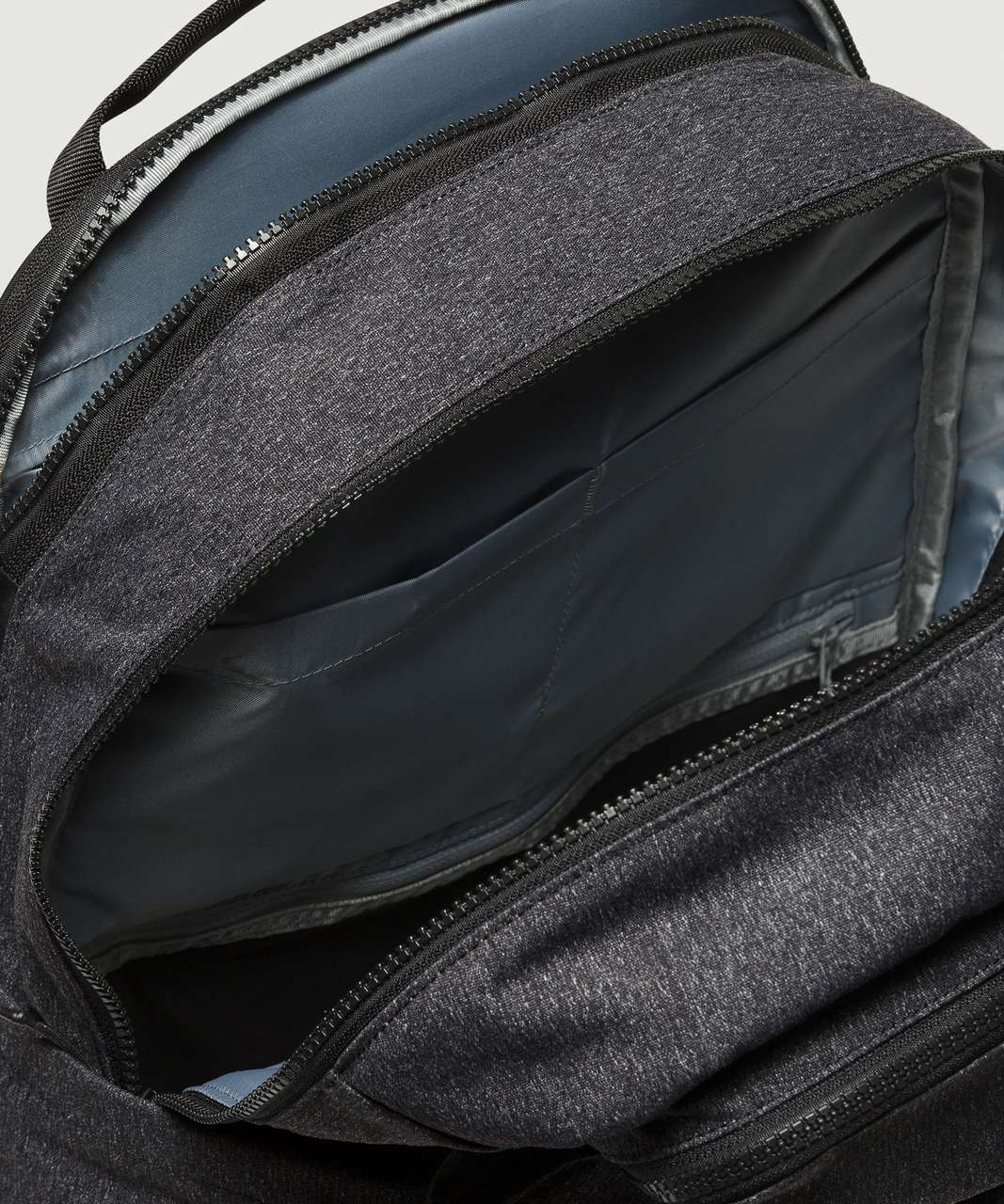 Lululemon Assert Backpack 2.0 24L - Heathered Black / Rhino Grey