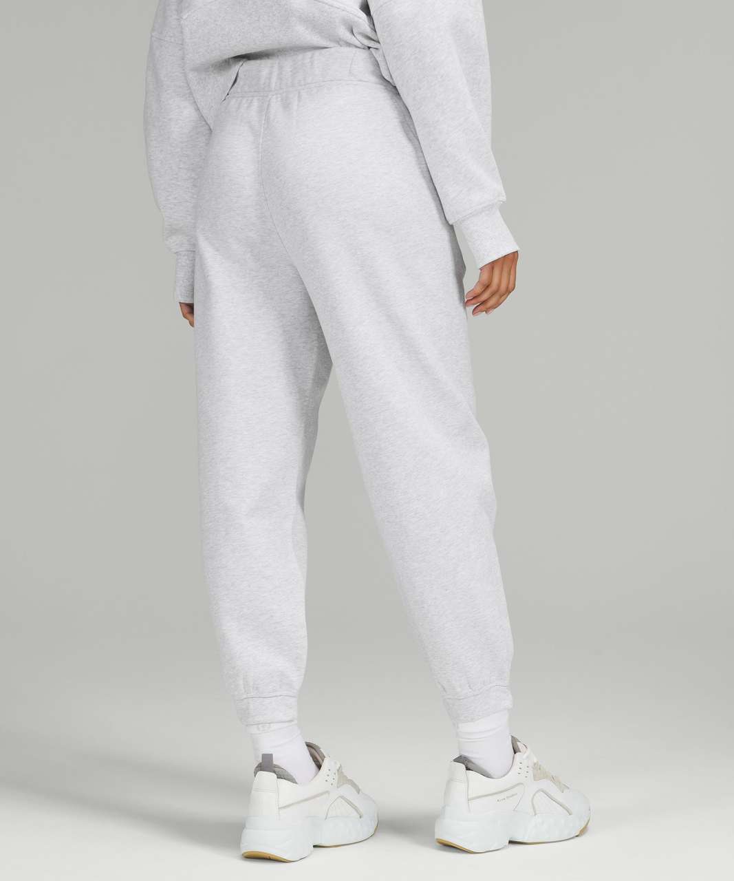 Lululemon Relaxed High-Rise Cropped Jogger - Heathered Core Ultra