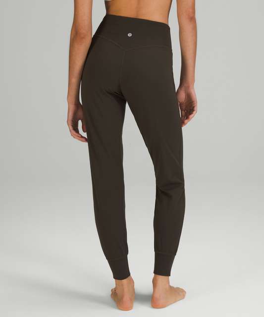 Managed to get the align jogger in violet verbena when it was added to WMTM  at 2am, one perk of not sleeping : r/lululemon