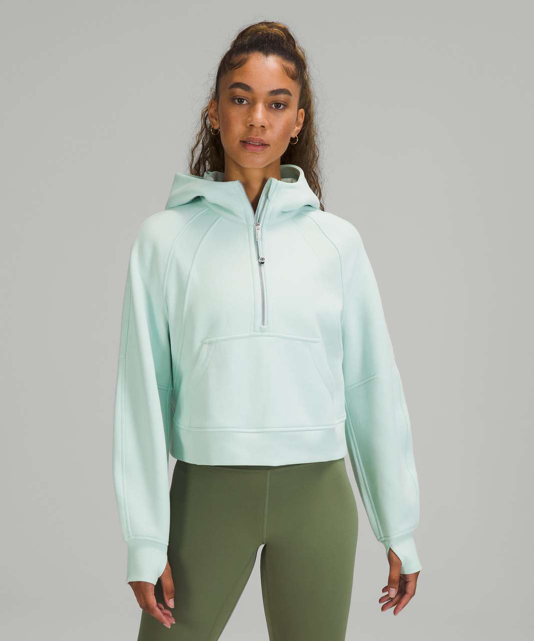 https://storage.googleapis.com/lulu-fanatics/product/69676/1280/lululemon-scuba-oversized-half-zip-hoodie-delicate-mint-046741-376808.jpg