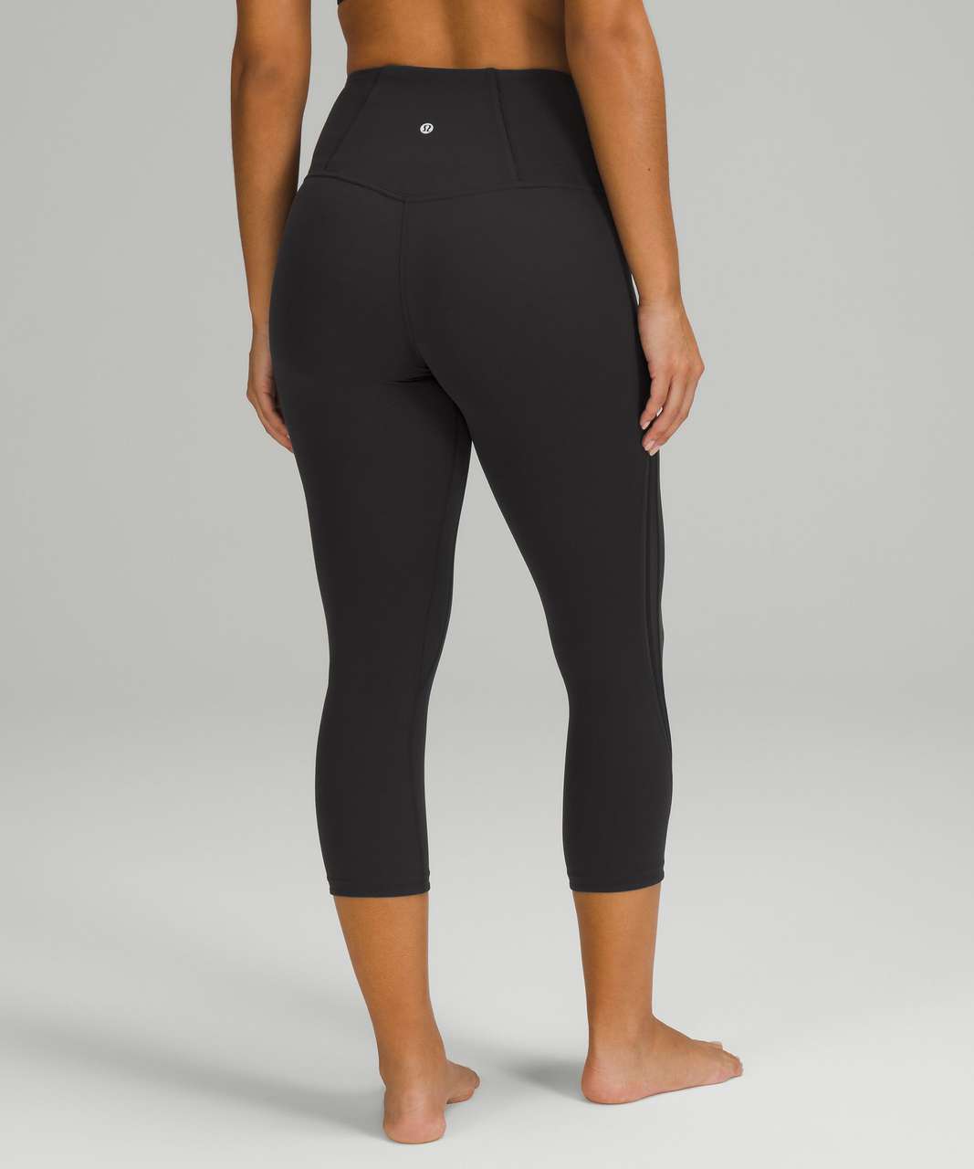 lululemon black cropped side mesh leggings 6