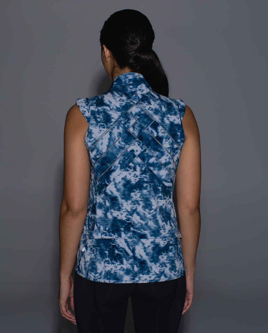 Lululemon Light Speed Vest - Sea Side Silver Fox Alberta Lake