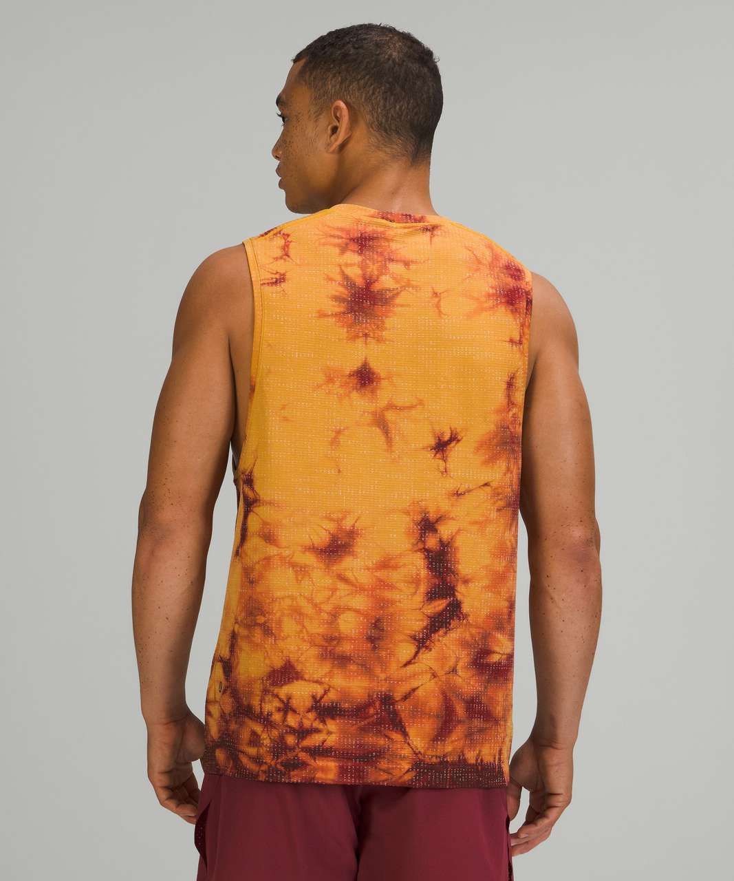 Lululemon Metal Vent Tech Sleeveless 2.0 - Disconnect Marble Dye Soleil / Mulled Wine