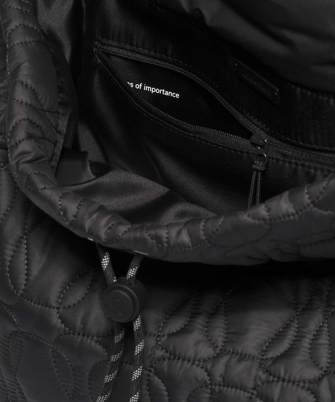 Lululemon Quilted Embrace Backpack 13L - Black