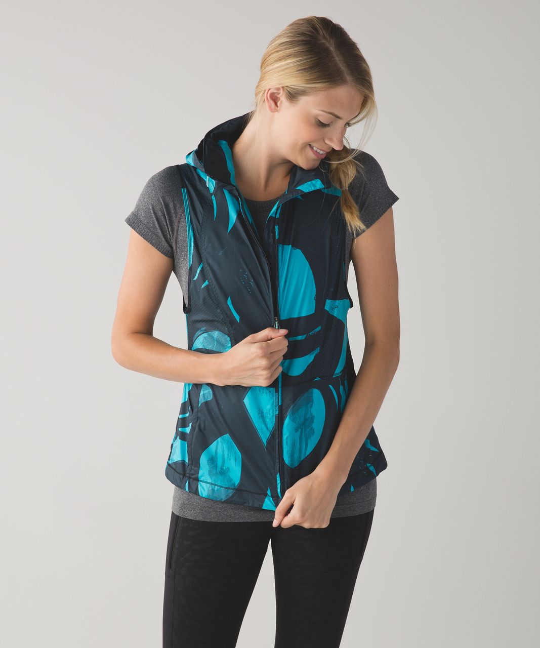 lululemon pack it vest