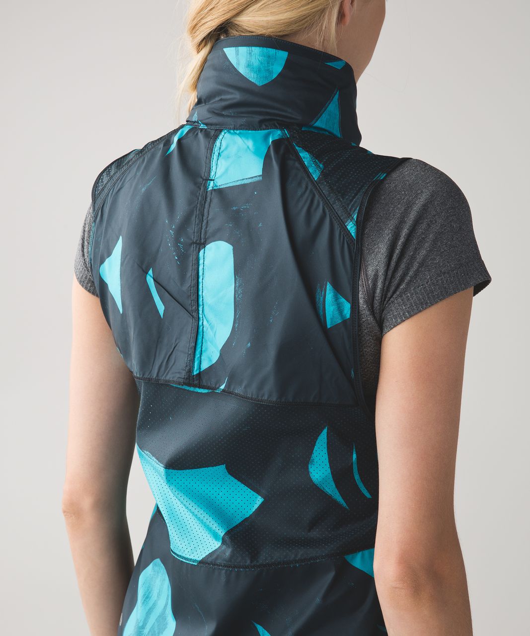 Lululemon Pack-It Vest - Back Spin Stroke Peacock Blue Black