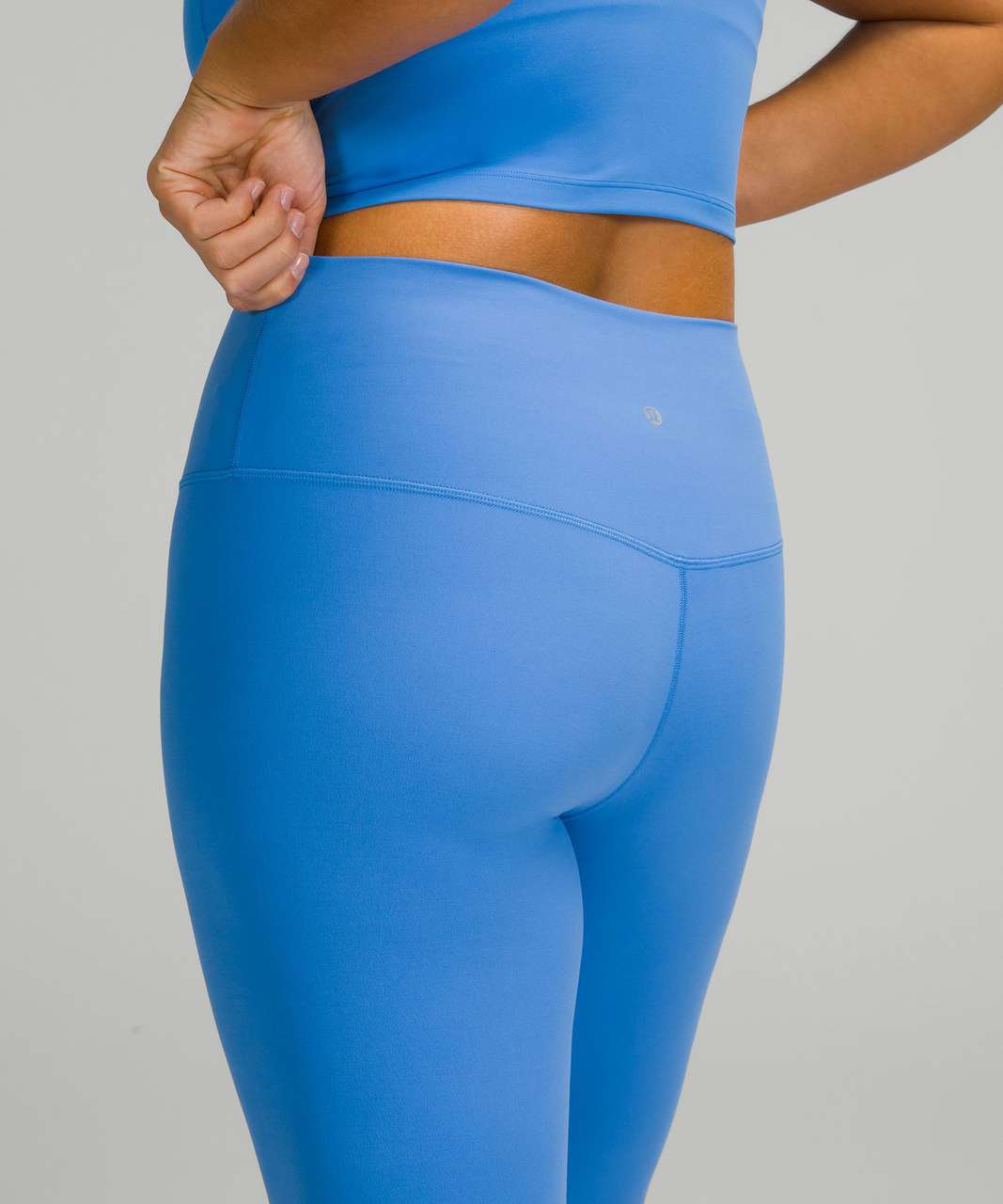 4) BNWT Lululemon Align™ High-Rise Pant 25 in Powder Blue Size 4, Women's  Fashion, Activewear on Carousell