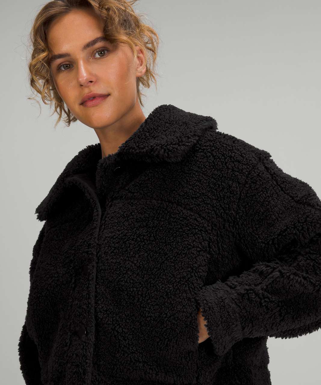 TEXTURED FLEECE BOMBER