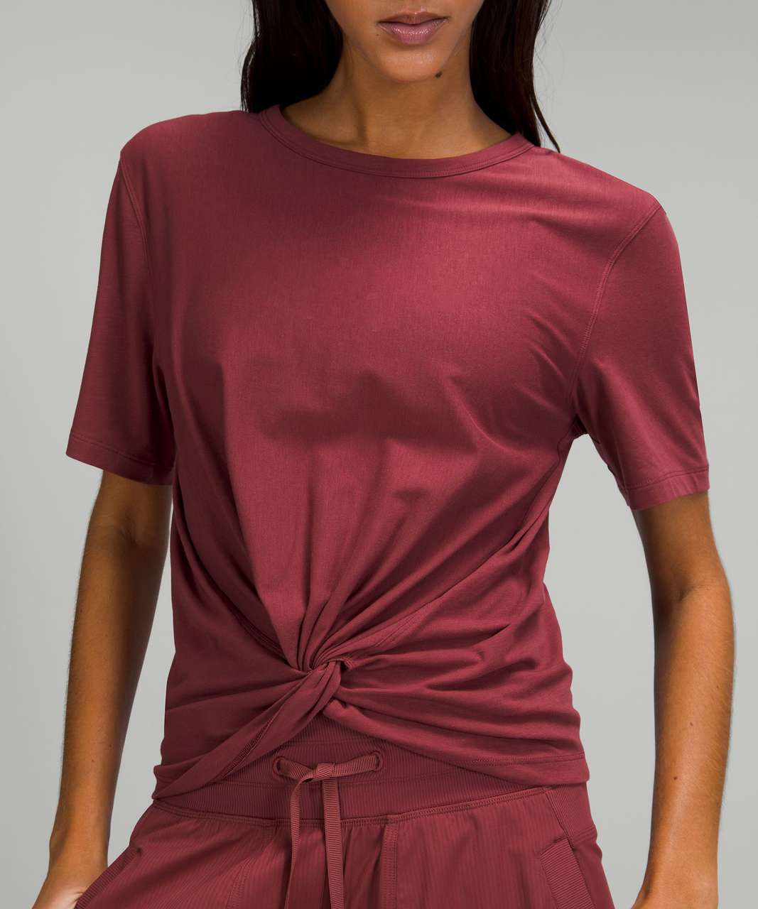 Lululemon Crescent T-Shirt - Mulled Wine