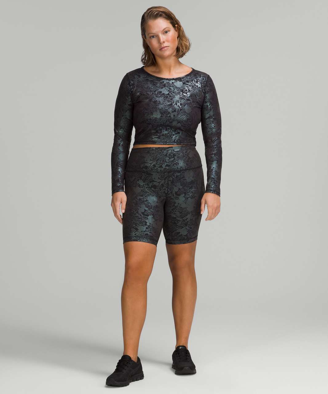 Lululemon Wunder Train High-Rise Short 8 *Foil - Logo Flourish Black  Iridescent Foil - lulu fanatics