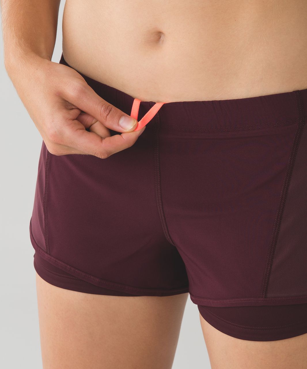 Lululemon Meshed up Short - Bordeaux Drama / Flash Light