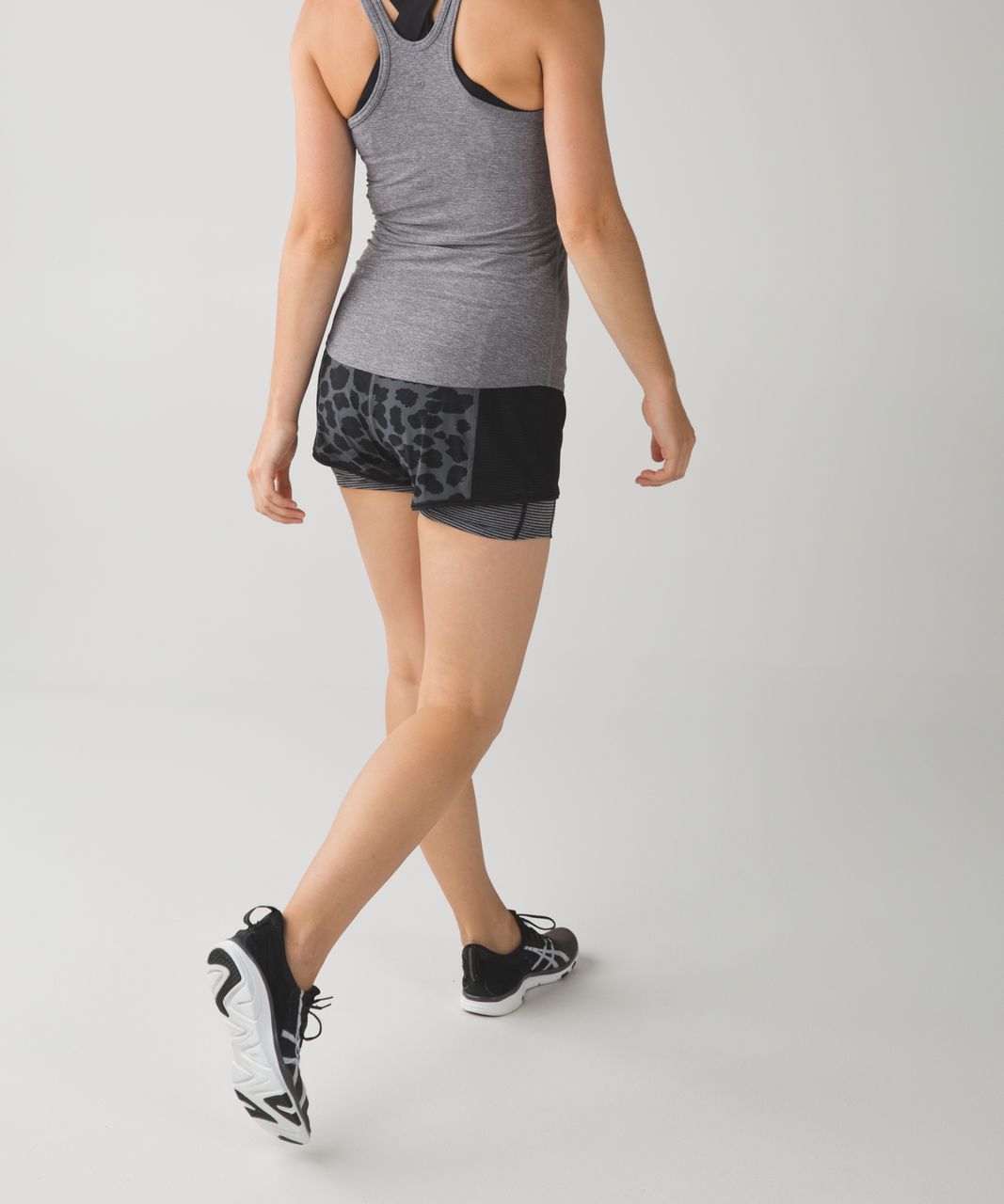 Lululemon Meshed up Short - Cherry Cheetah Dark Slate Black / Black / Mini Pop Stripe Heathered Slate Black