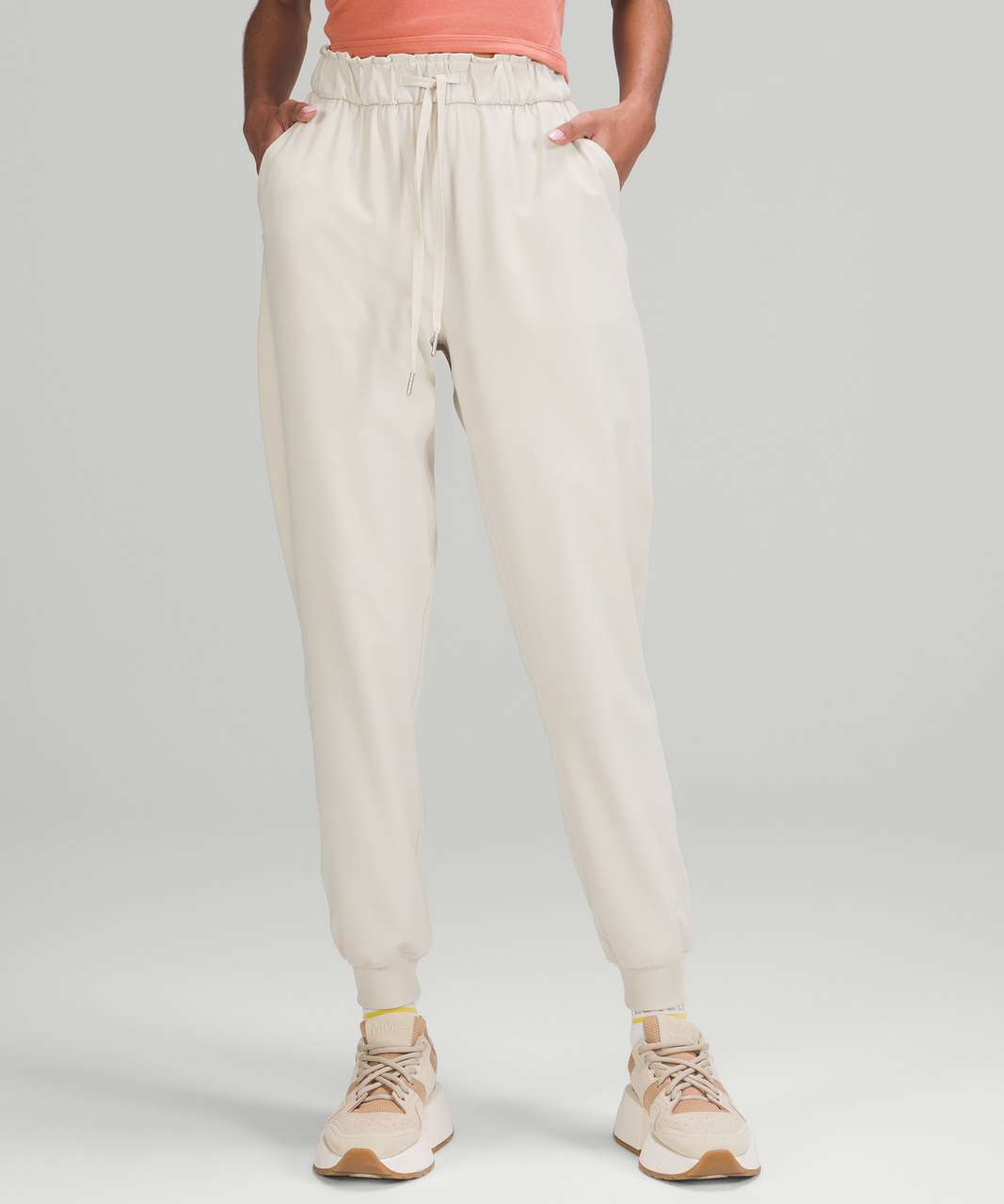 lululemon athletica, Pants & Jumpsuits, Nwt Lululemon Braided Detail Hr Joggers  Size 6 Cream Color