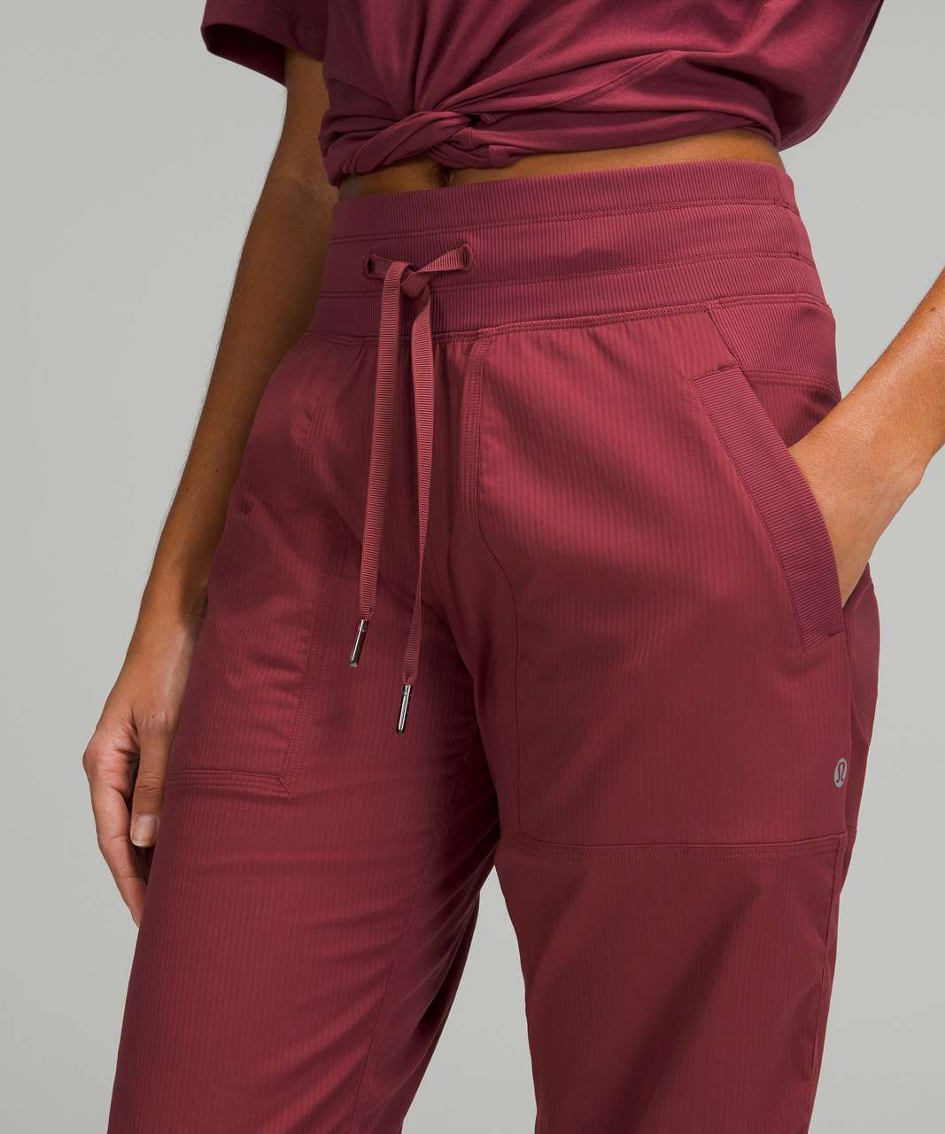 Lululemon Dance Studio Pants 26 Womens Size 4 Maroon Athletic Unlined