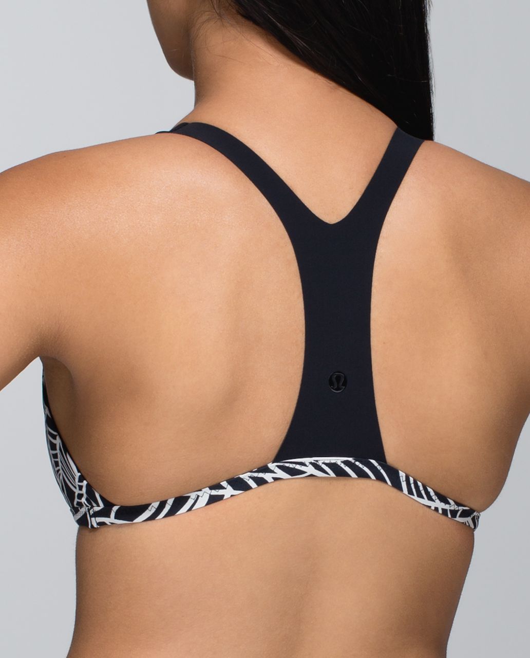 Lululemon Shanti Surf Sport Top - Pretty Palm Black Angel Wing / Black