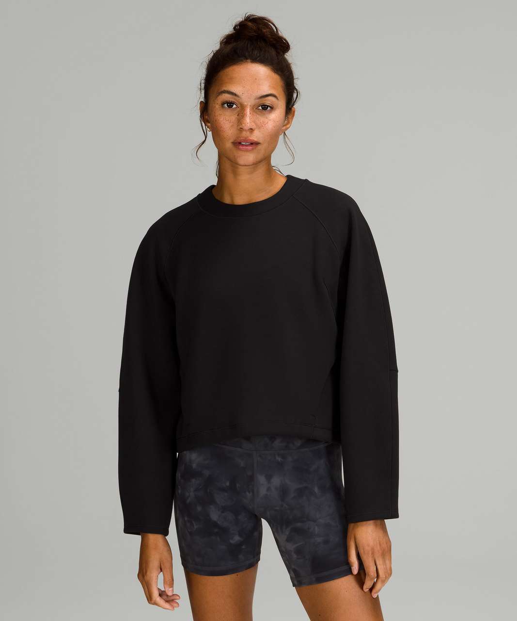 Lululemon AirWrap Modal Crew - Black