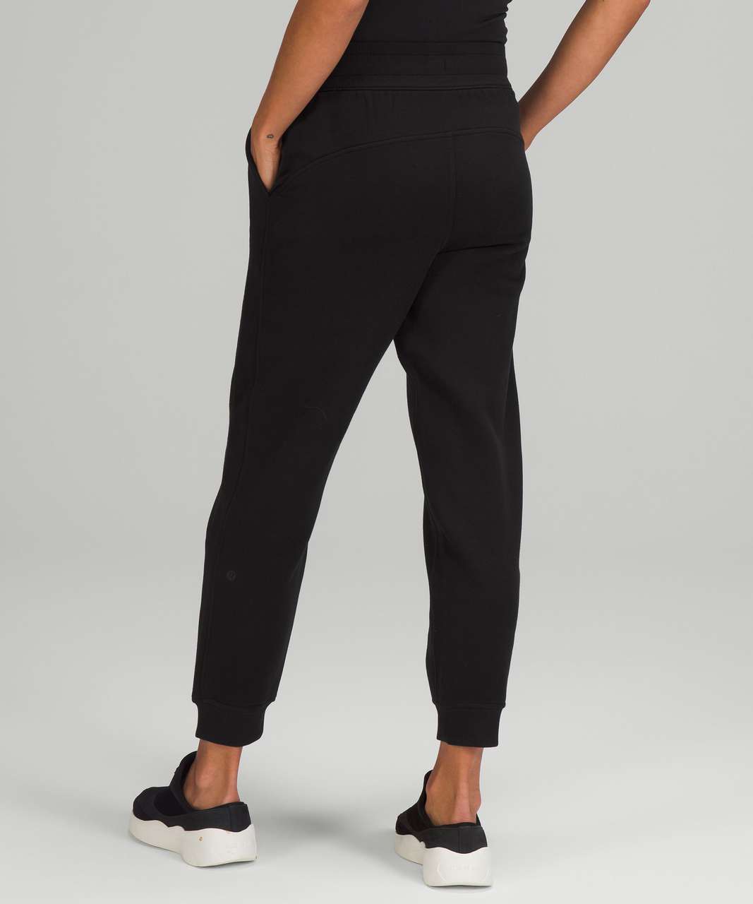 Lululemon Scuba High-Rise Jogger 7/8 Length - Black - lulu fanatics