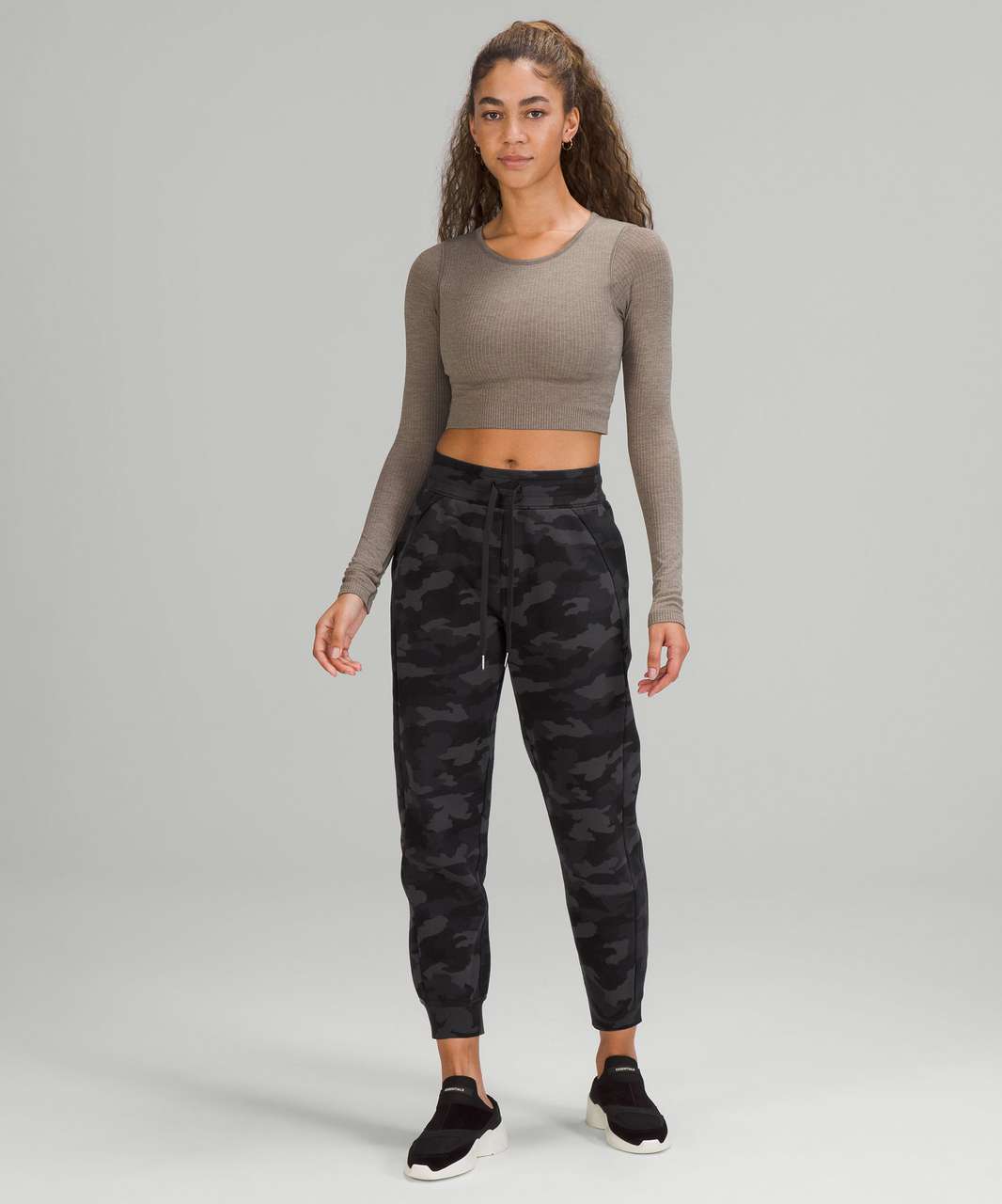 NWT $118 Lululemon Scuba High Rise HR Jogger DTBN Date Brown Red Size 2