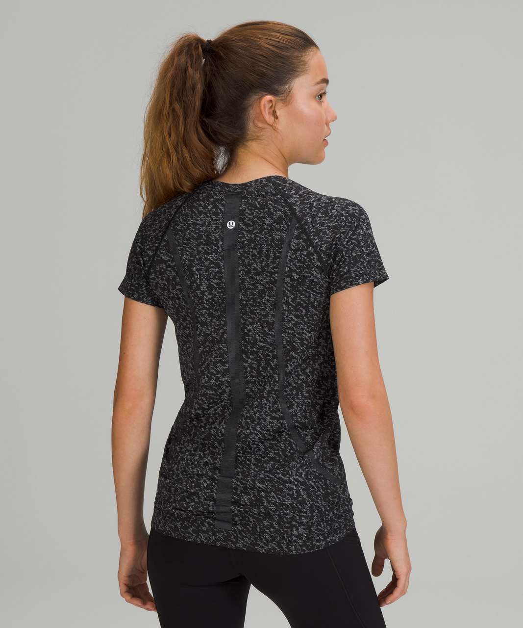 Lululemon Swiftly Tech Short Sleeve Shirt 2.0 - Distorted Static Black / Alpine White