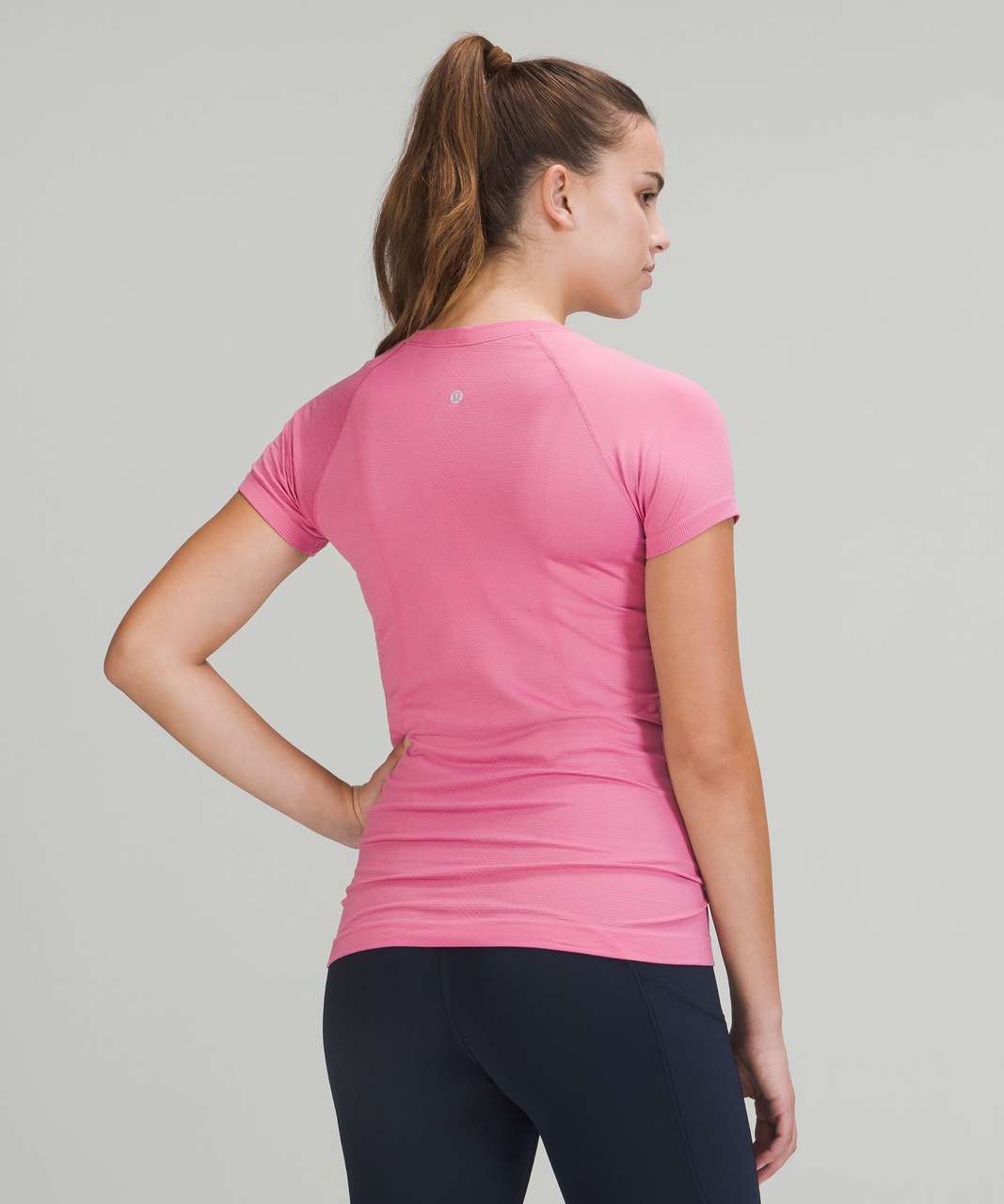 Lululemon Swiftly Tech Short Sleeve Shirt 2.0 - Pink Blossom / Pink Blossom