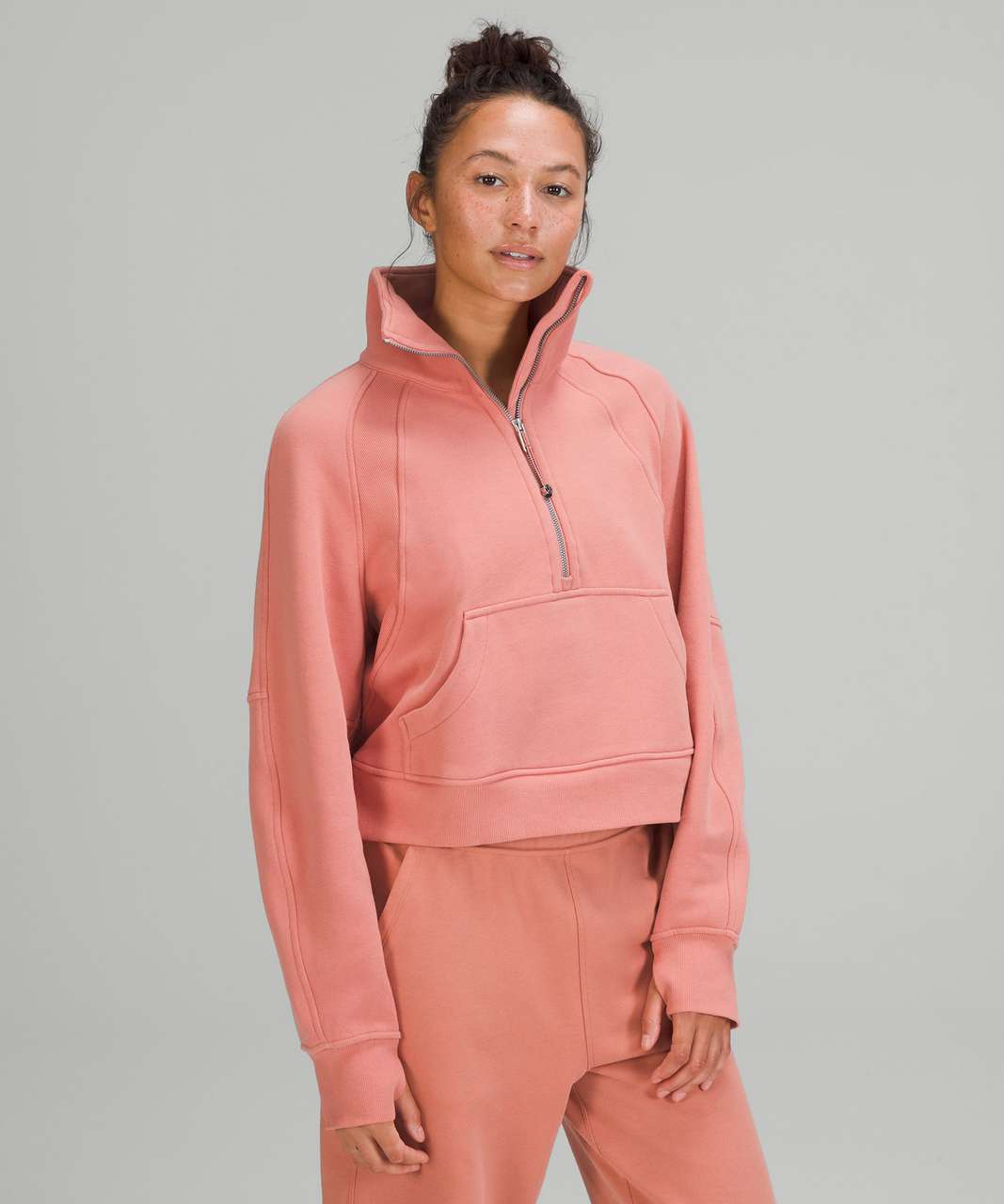 Sonic pink OS scuba m/l 💖 so in love but now that the funnel neck is  dropping I'm tempted to get that one as well. 🫣 : r/lululemon