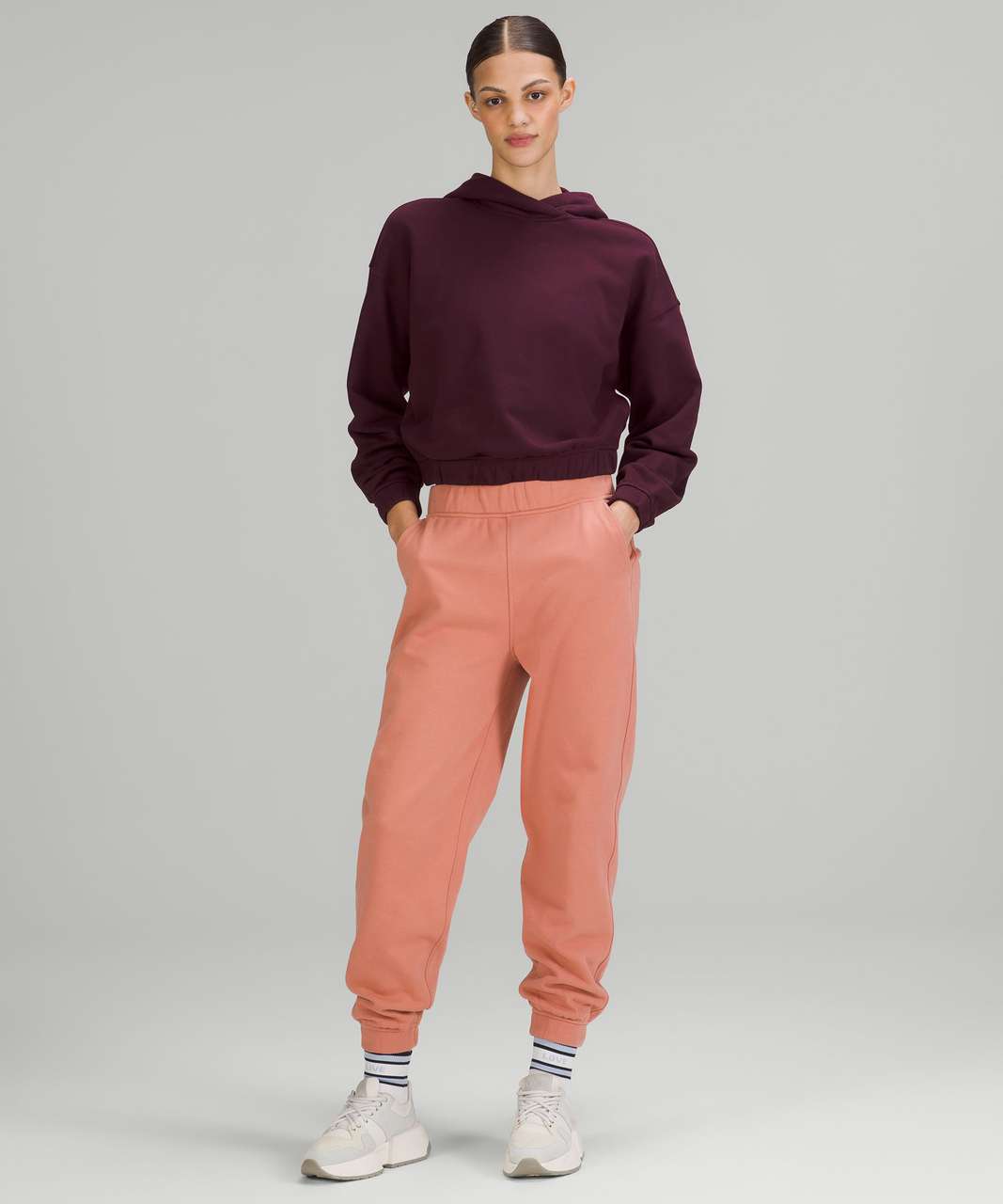 Lululemon Relaxed Cropped Hoodie - Cassis