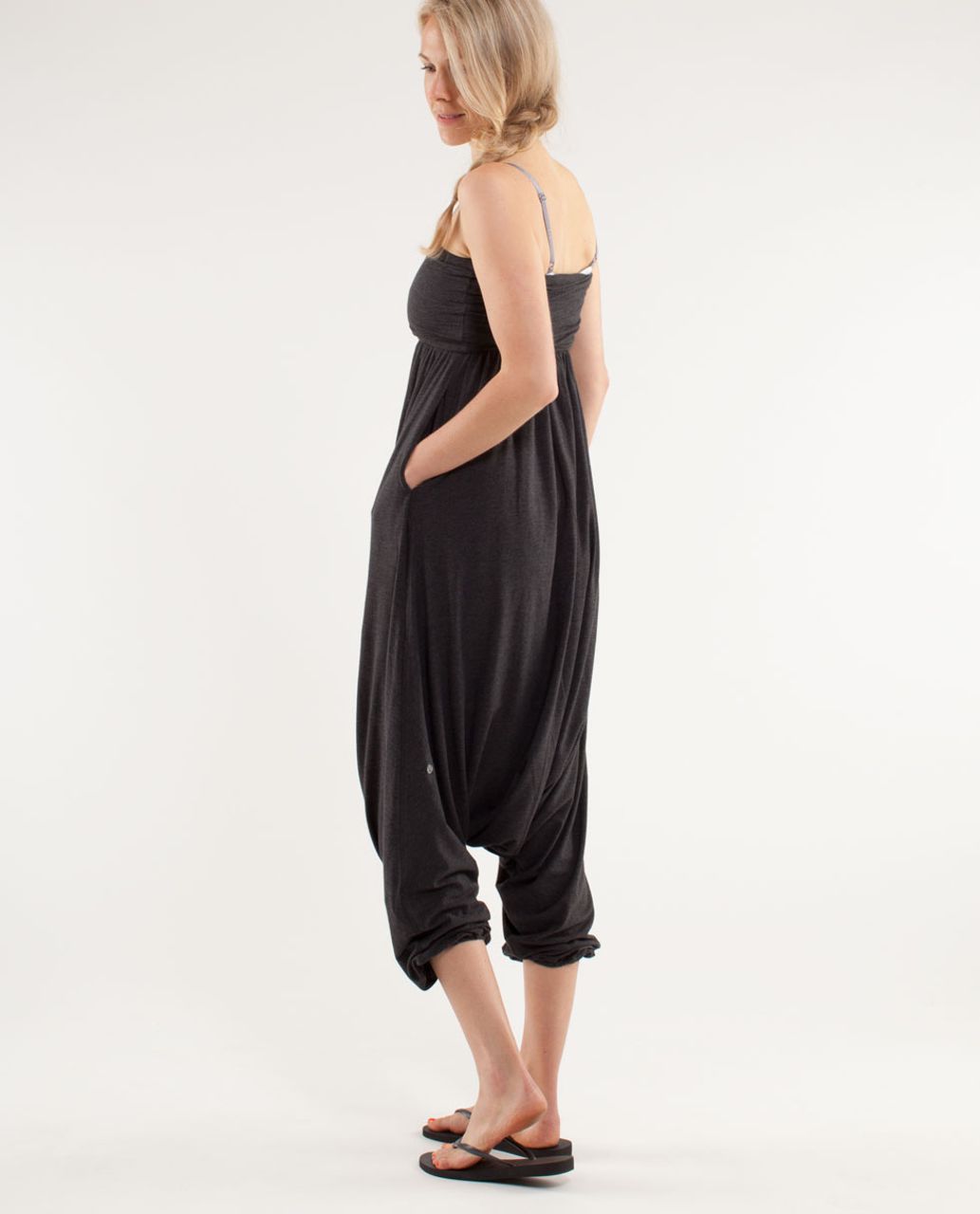 Lululemon A Muse Me Pant - Heathered Charcoal