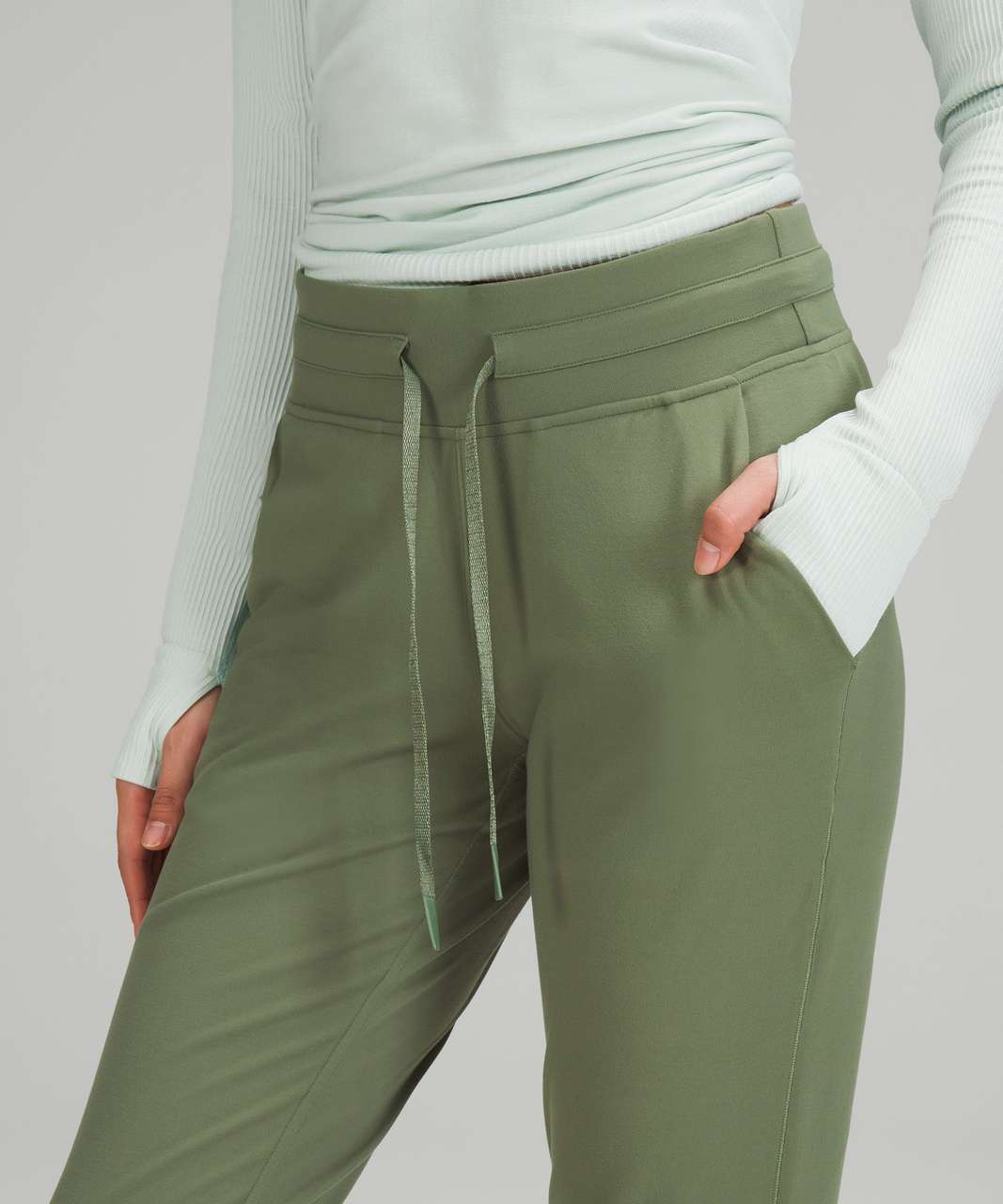 Lululemon Ready to Rulu Jogger 7/8 - Dew Green - lulu fanatics