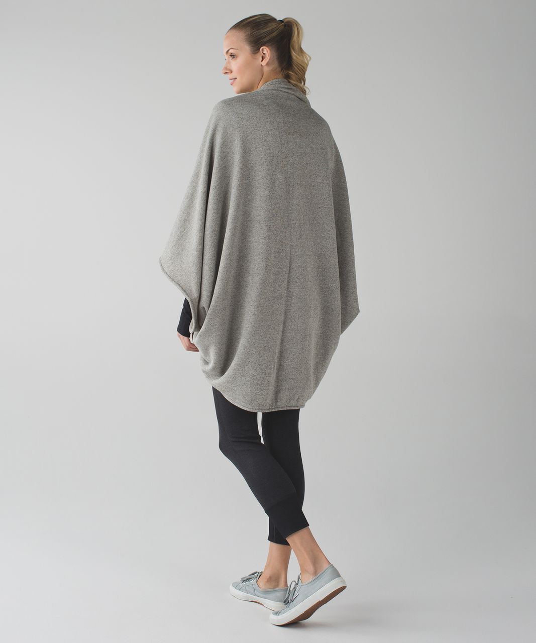 Lululemon Secret Sanctuary Scarf - Heathered Black