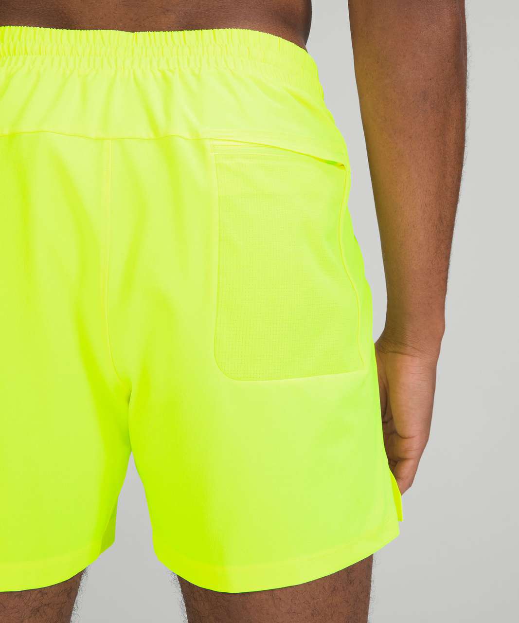 Lululemon Channel Cross Swim Short 5" - Highlight Yellow