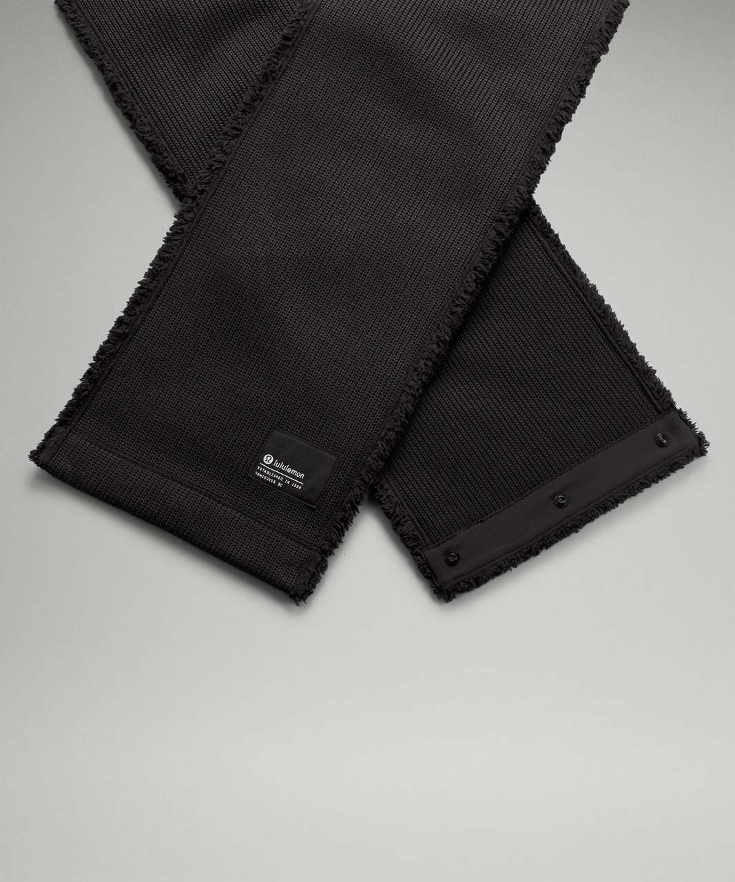 Lululemon Skinny Customizable Snap Scarf - Black