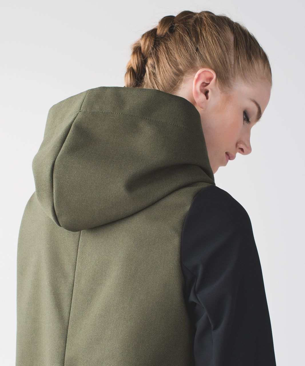 Lululemon Savasana Softshell II - Gator Green / Heathered Fatigue Green / Black