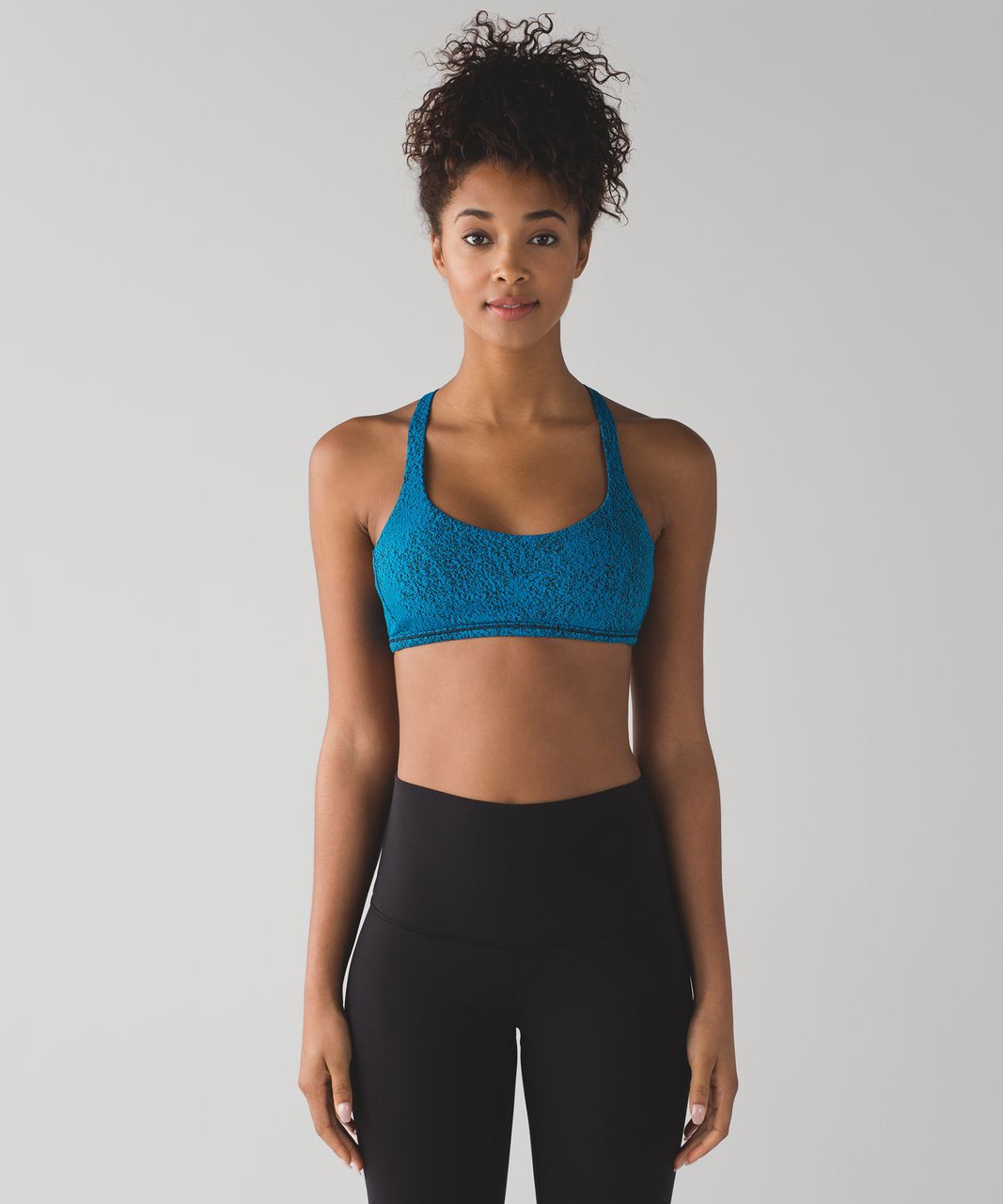 Lululemon Free To Be Zen Bra - Power Luxtreme Spray Jacquard Shocking Blue Black / Black