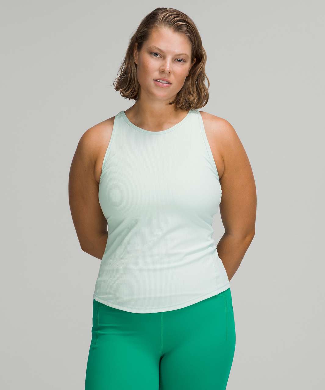 Base pace ribbed tank in blazer blue tone (8), track that mid-rise 5”  shorts in wild mint (6) : r/lululemon