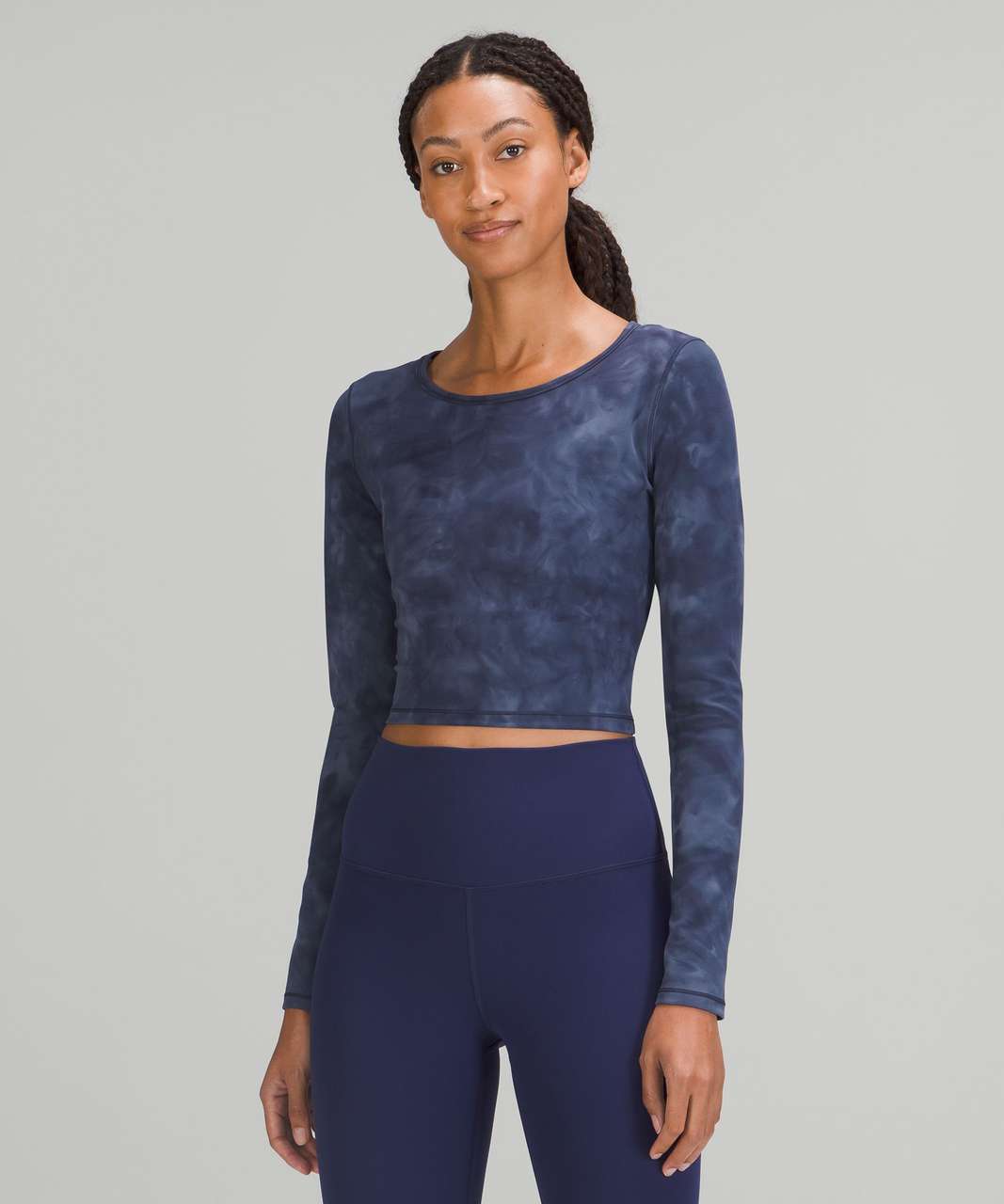 Buy Lululemon La Crop Long Sleeve - Navy At 30% Off