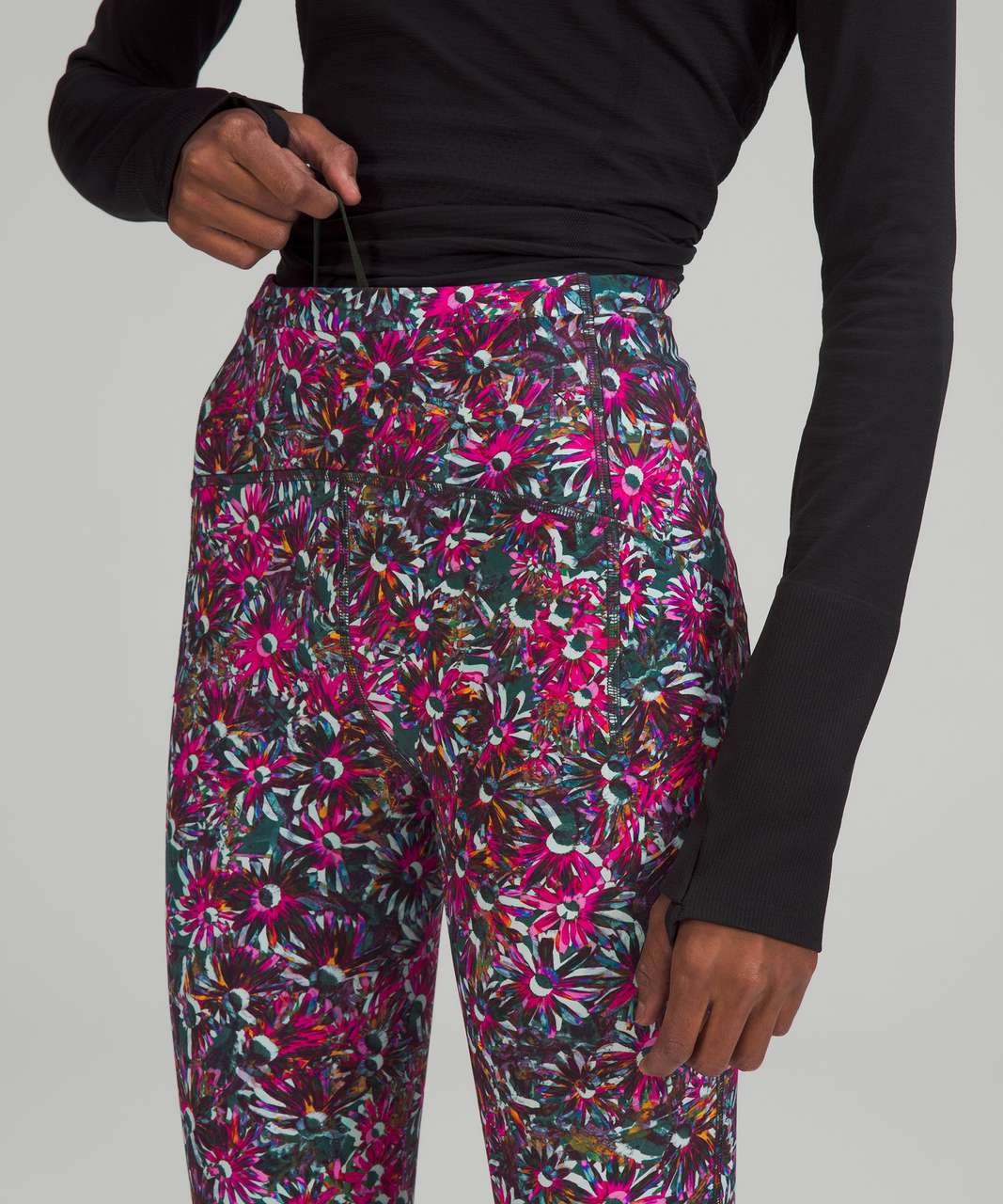 Buy the Lululemon Floral Electric Daisy Print High Rise Athletic