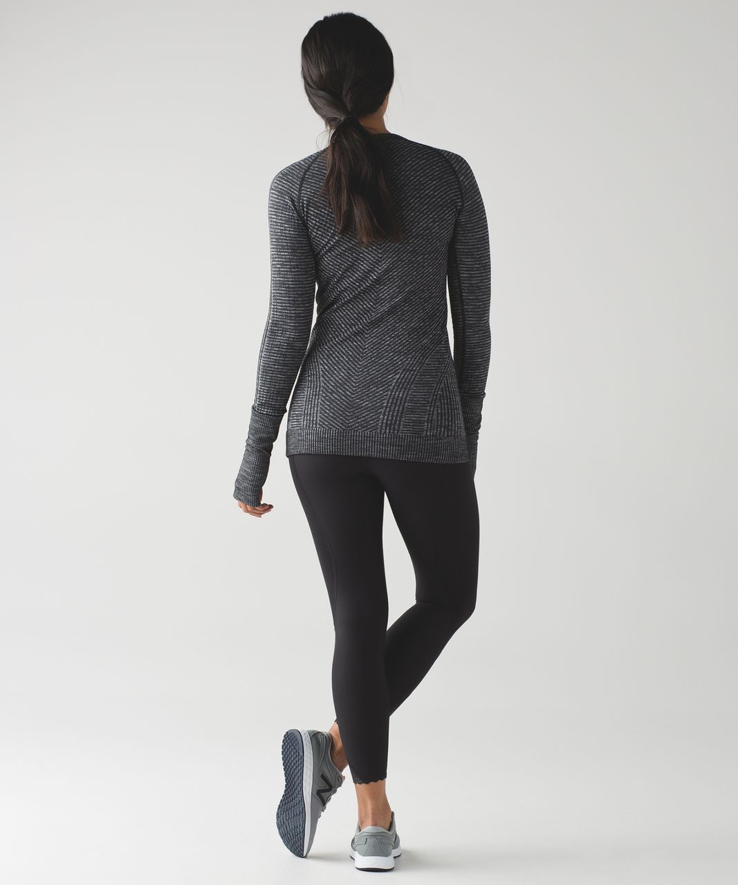 Lululemon rest less pullover heathered black inkwell softshell feelin  frosty pants - Agent Athletica