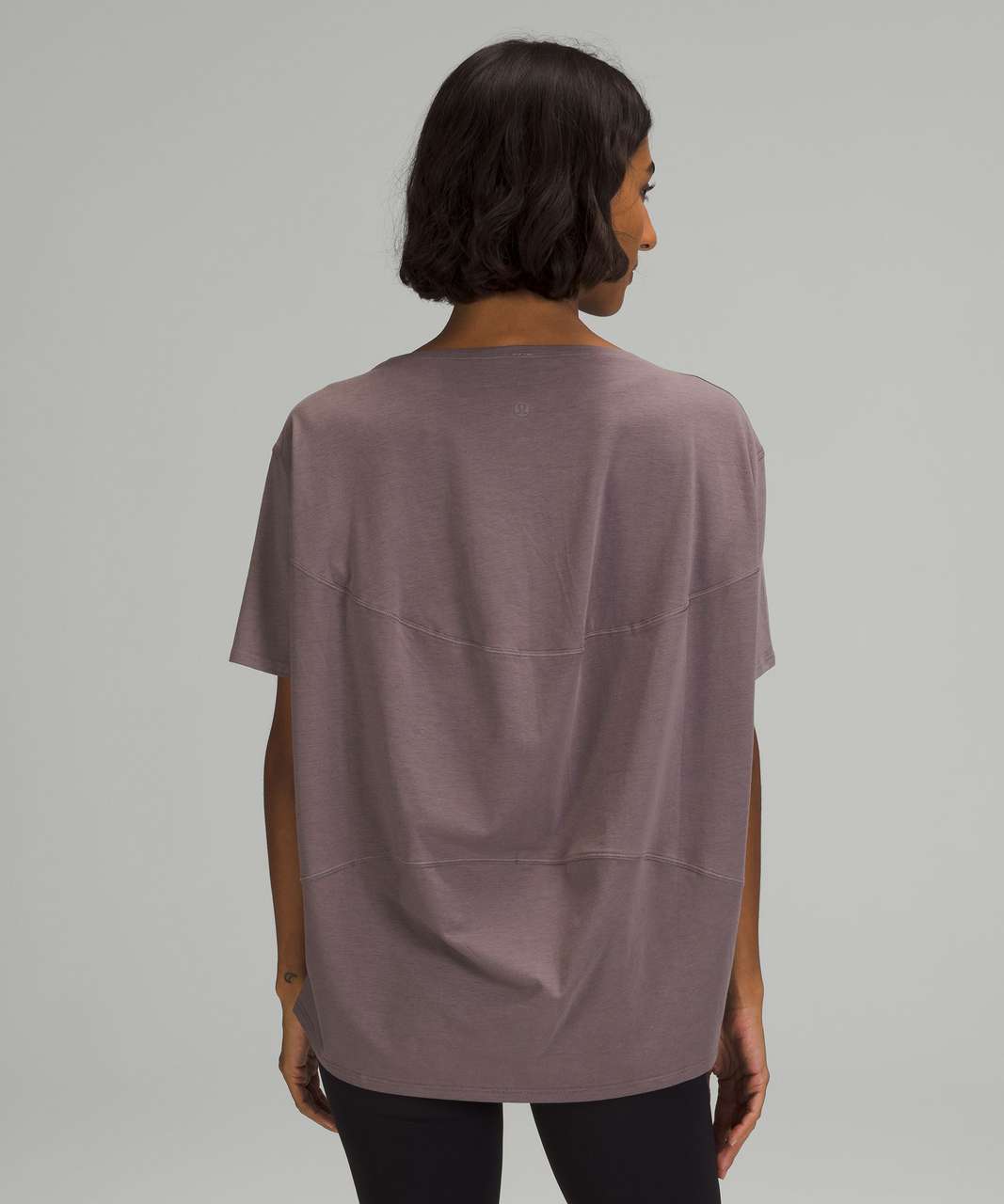 New Lululemon Back In Action Short Sleeve Size 10 Heathered Core Medium  Grey.