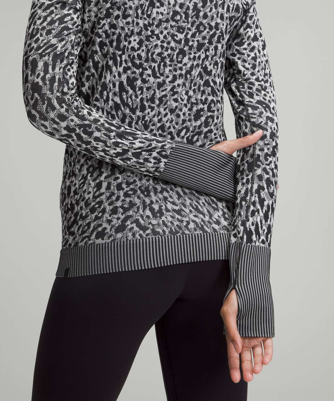 Lululemon Rest Less Pullover In Particolour Black/alpine White | ModeSens