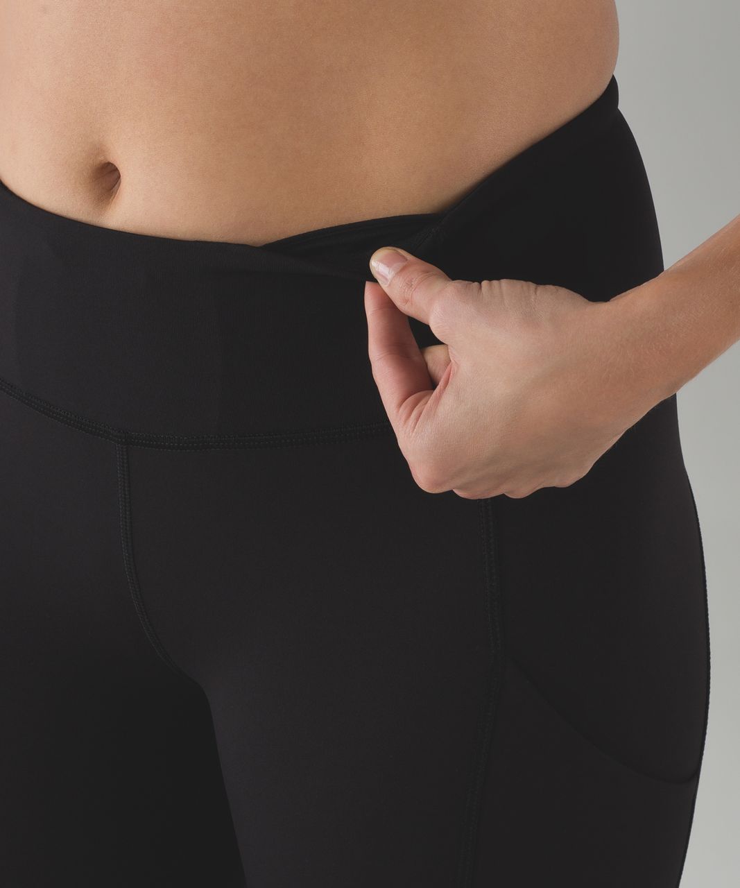 Lululemon Speed Tight V (Brushed) - Black