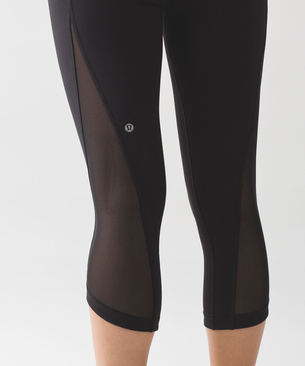 Lululemon Run Around Crop - Black