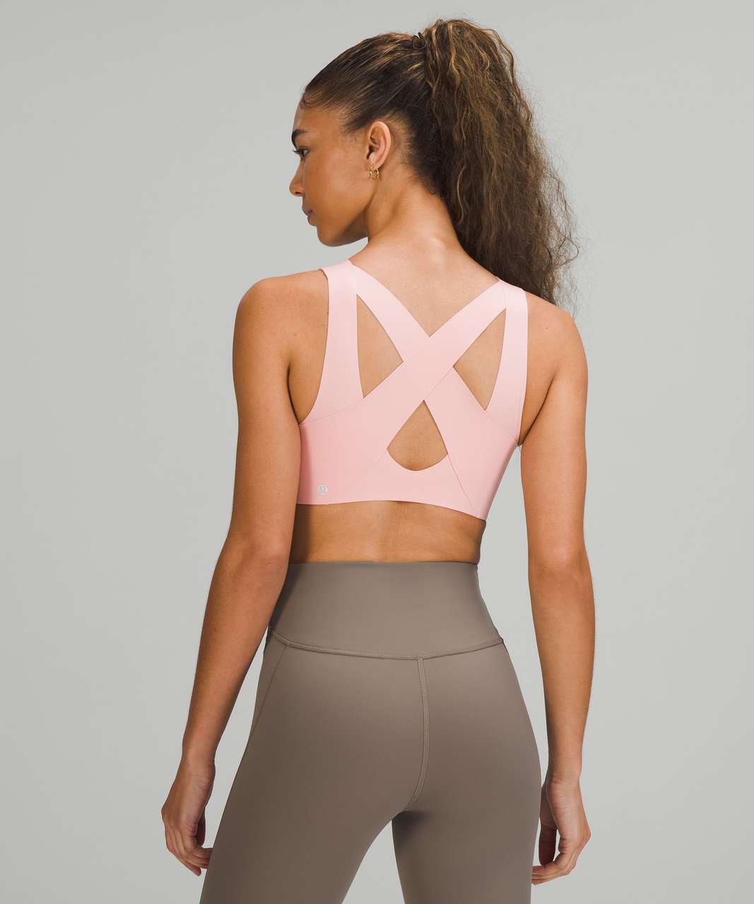 https://storage.googleapis.com/lulu-fanatics/product/71139/1280/lululemon-enlite-front-zip-bra-high-support-a-ddd-e-cups-dew-pink-052826-381919.jpg