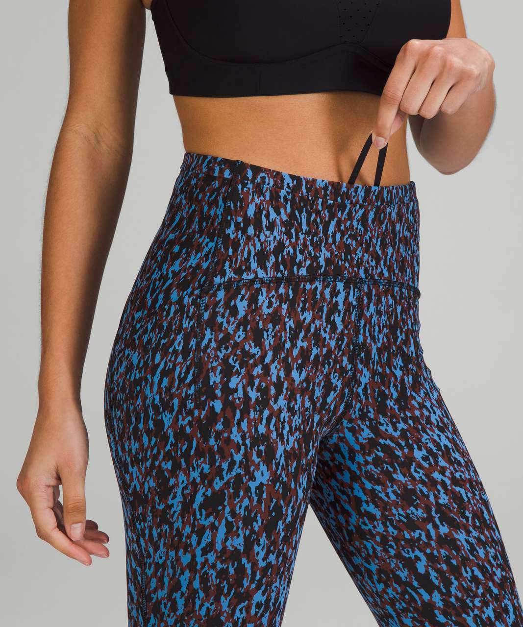 Authentic lululemon High-Rise Tight Blue Leopard Camo, Women's Fashion,  Bottoms, Jeans & Leggings on Carousell