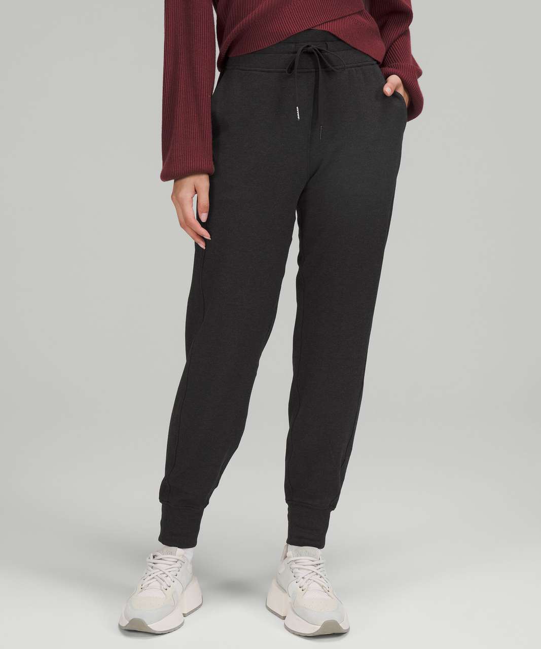 https://storage.googleapis.com/lulu-fanatics/product/71155/1280/lululemon-ready-to-fleece-high-rise-jogger-heathered-black-1966-381997.jpg