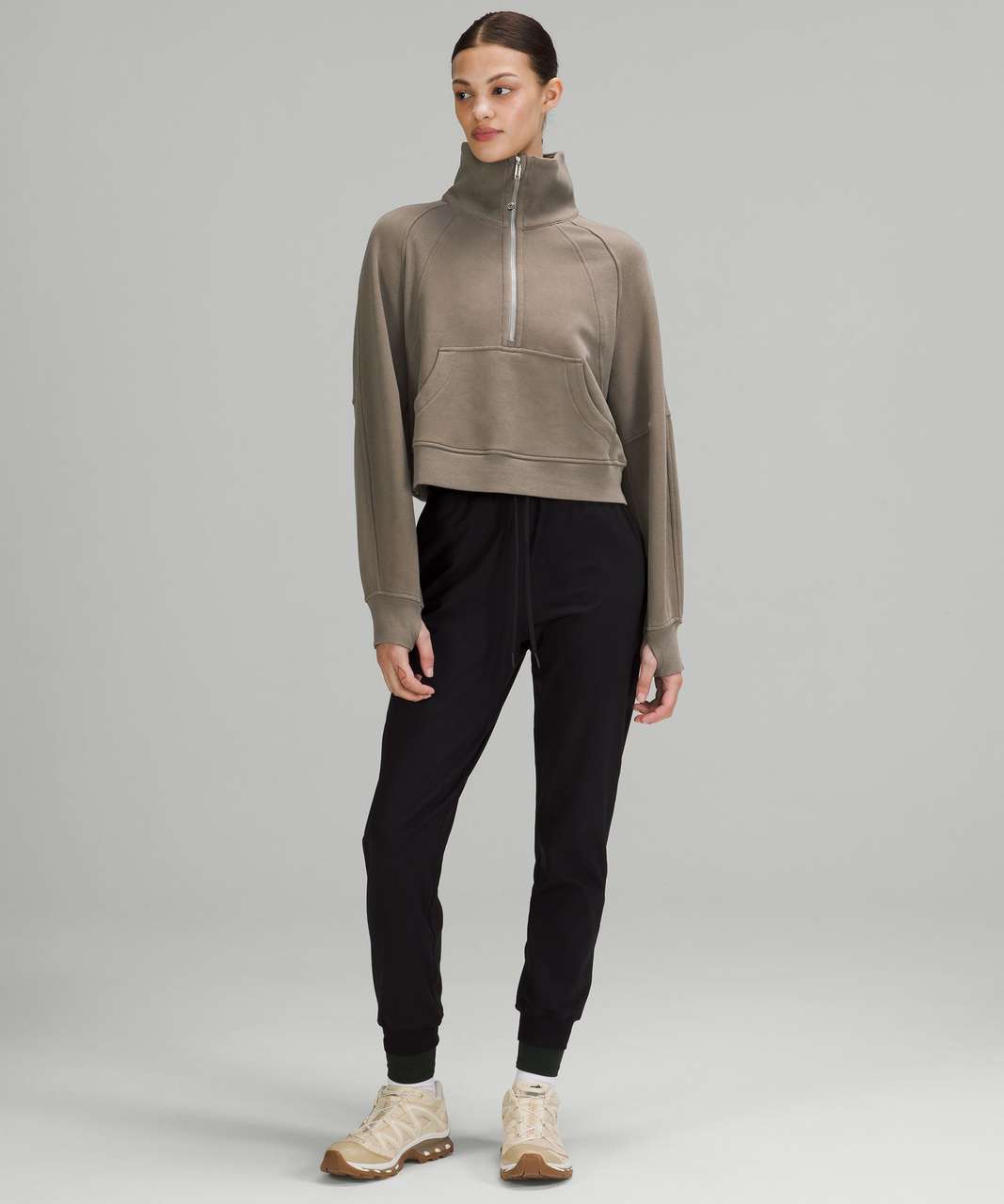 Comparison of oversized scuba half zip funnel neck in XS/S and M/L, details  in the comments! : r/lululemon