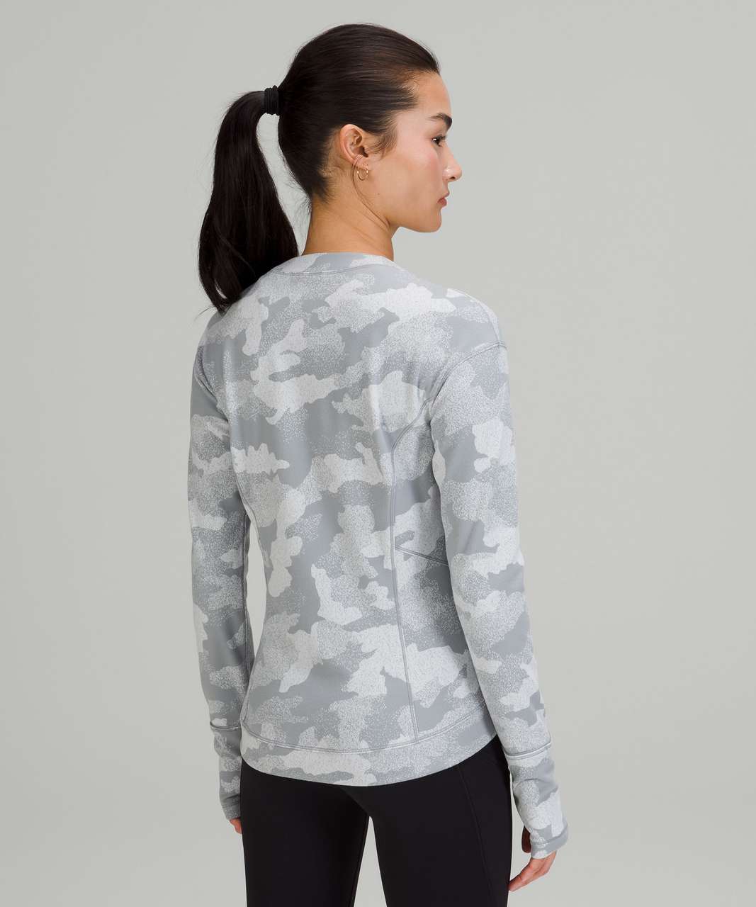 Floral Blooming Gray Camo Pocket Long-Sleeve Tee - Women