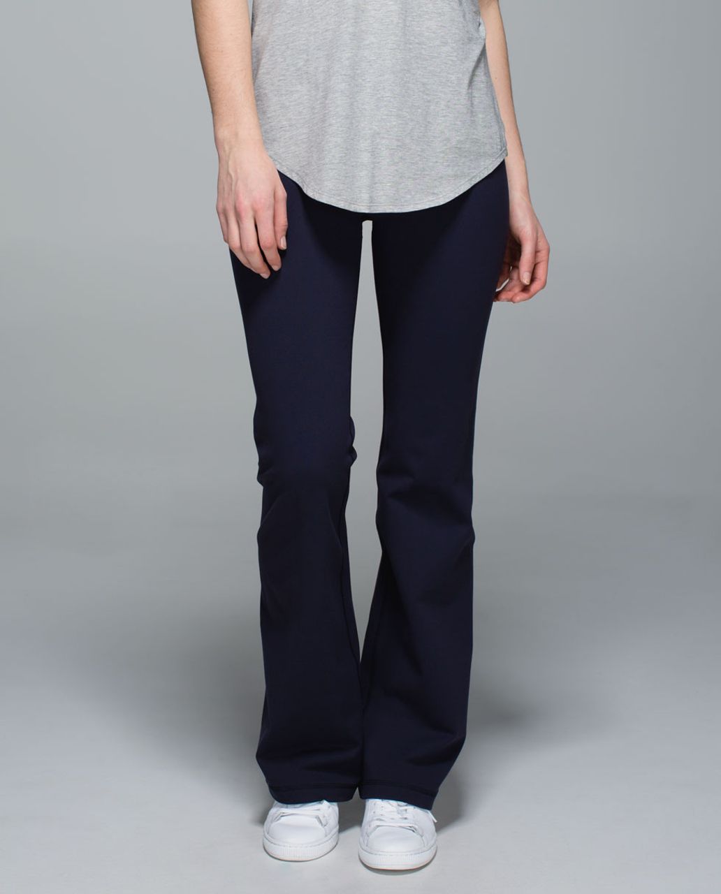 Alienating the 2%… within the fashion world: lululemon groove pants