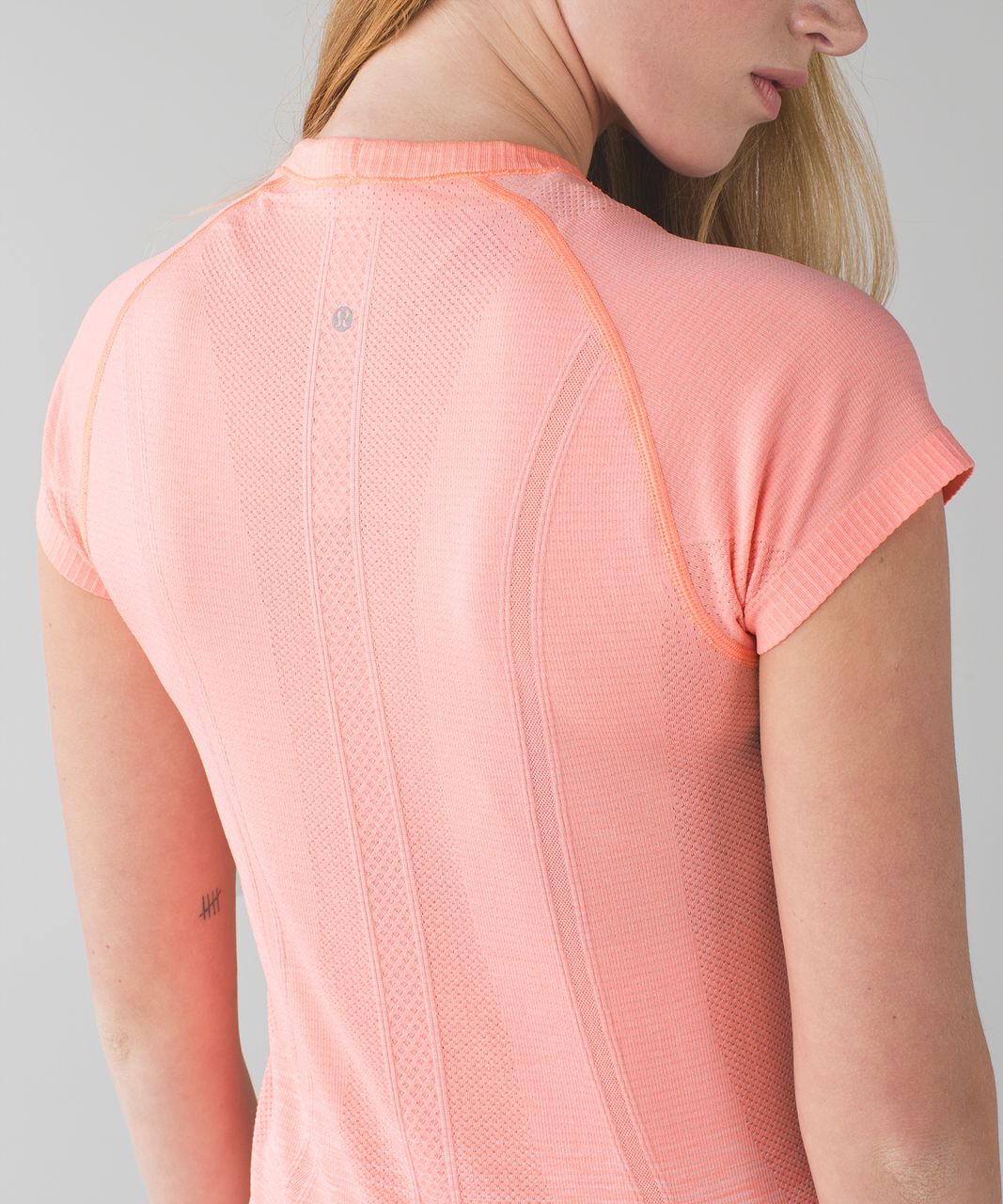 Lululemon Swiftly Tech Short Sleeve Crew - Heathered Grapefruit