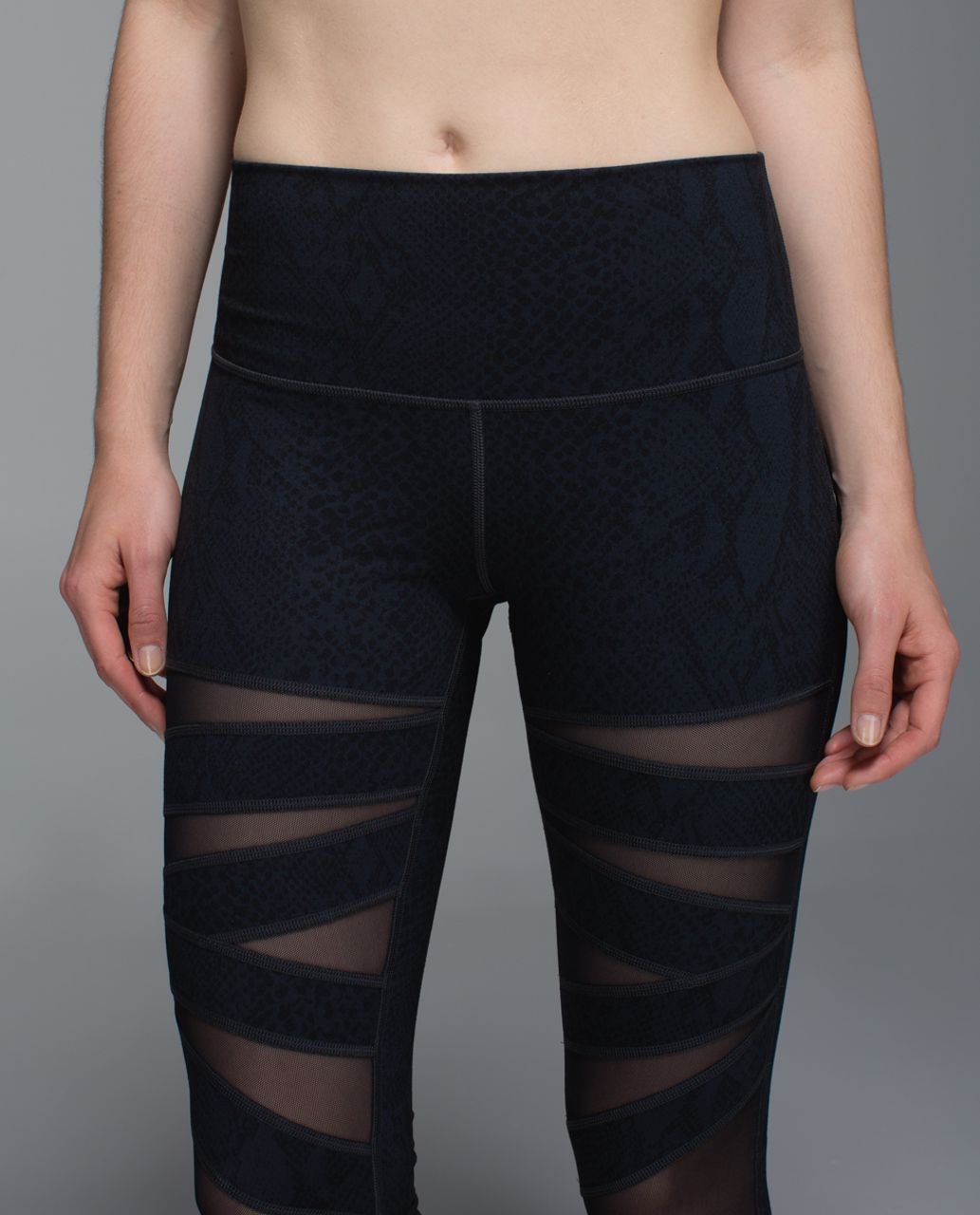 Lululemon High Times Pant *Tech Mesh - Desert Snake Deep Coal Black