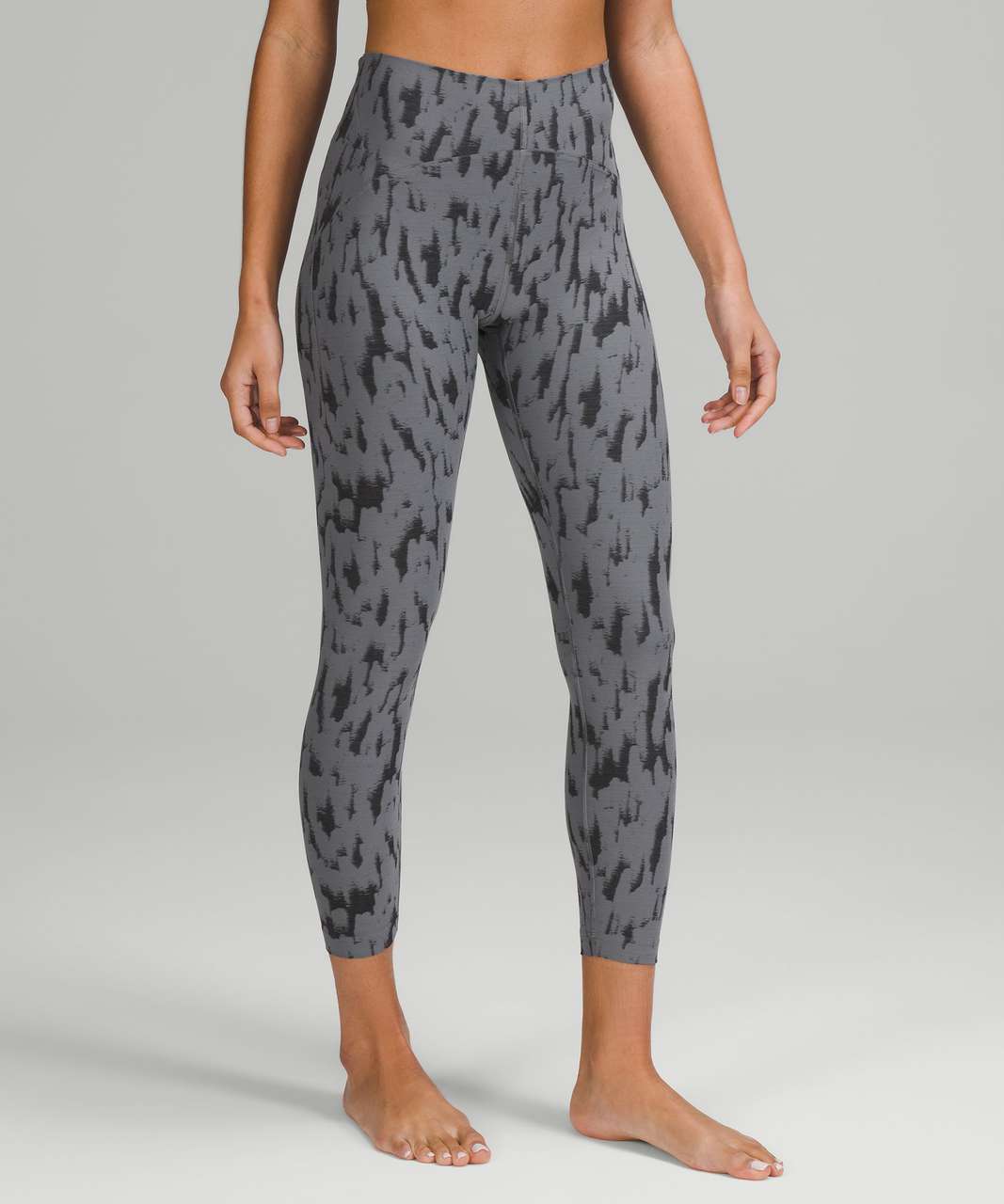 Lululemon InStill High-Rise Tight 25 - ThreeD Camo Jacquard Asphalt Grey  Black - lulu fanatics